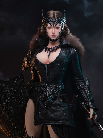The Girl Under Wolf's Ward (Black Ver.) 1/6 Scale Action Figure Gallery Image 2