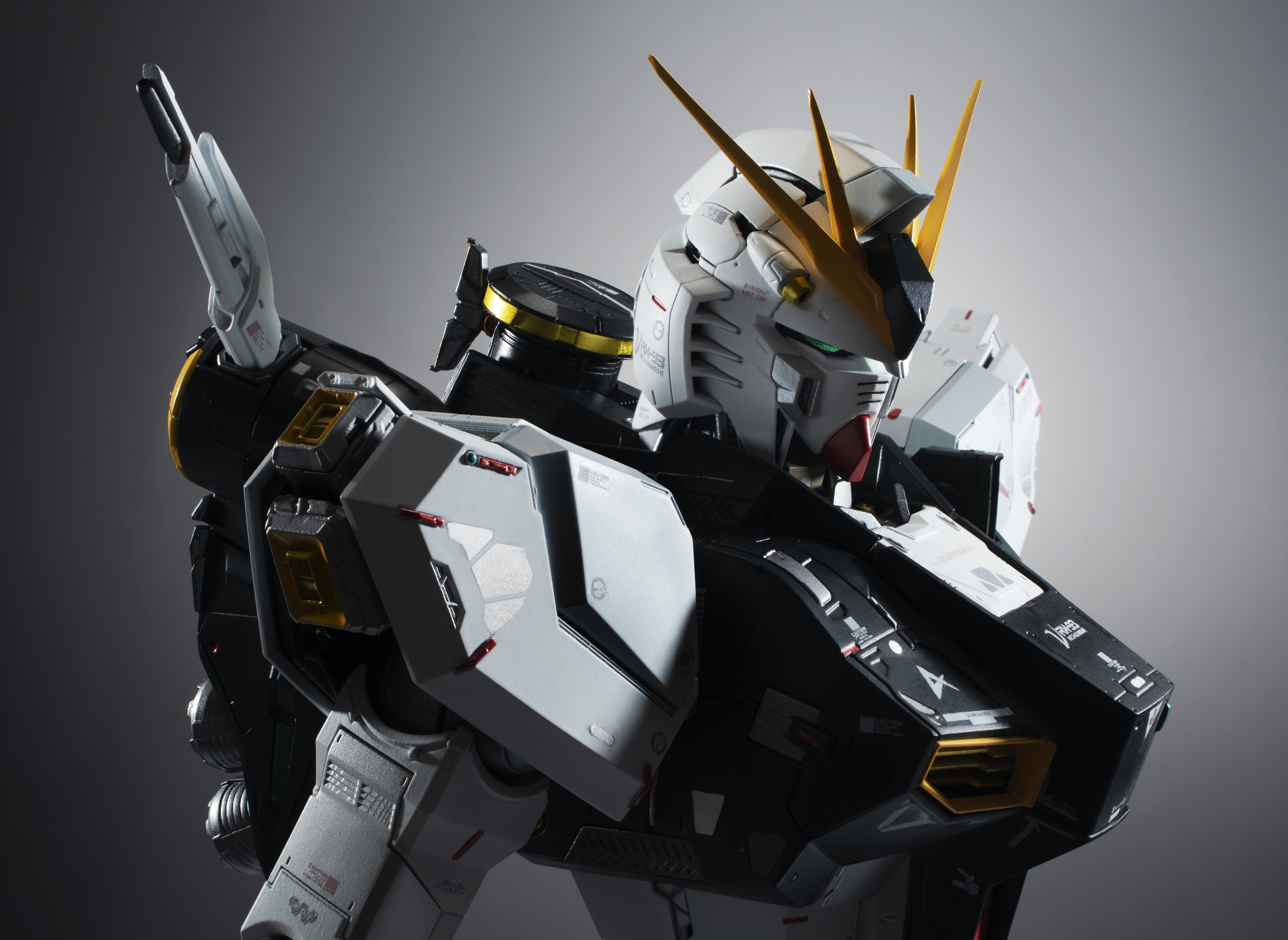 Mobile Suit Gundam: Char's Counterattack Metal Structure Kaitai-Shou-Ki RX-93 Nu Gundam (2nd Reissue) Gallery Image 22