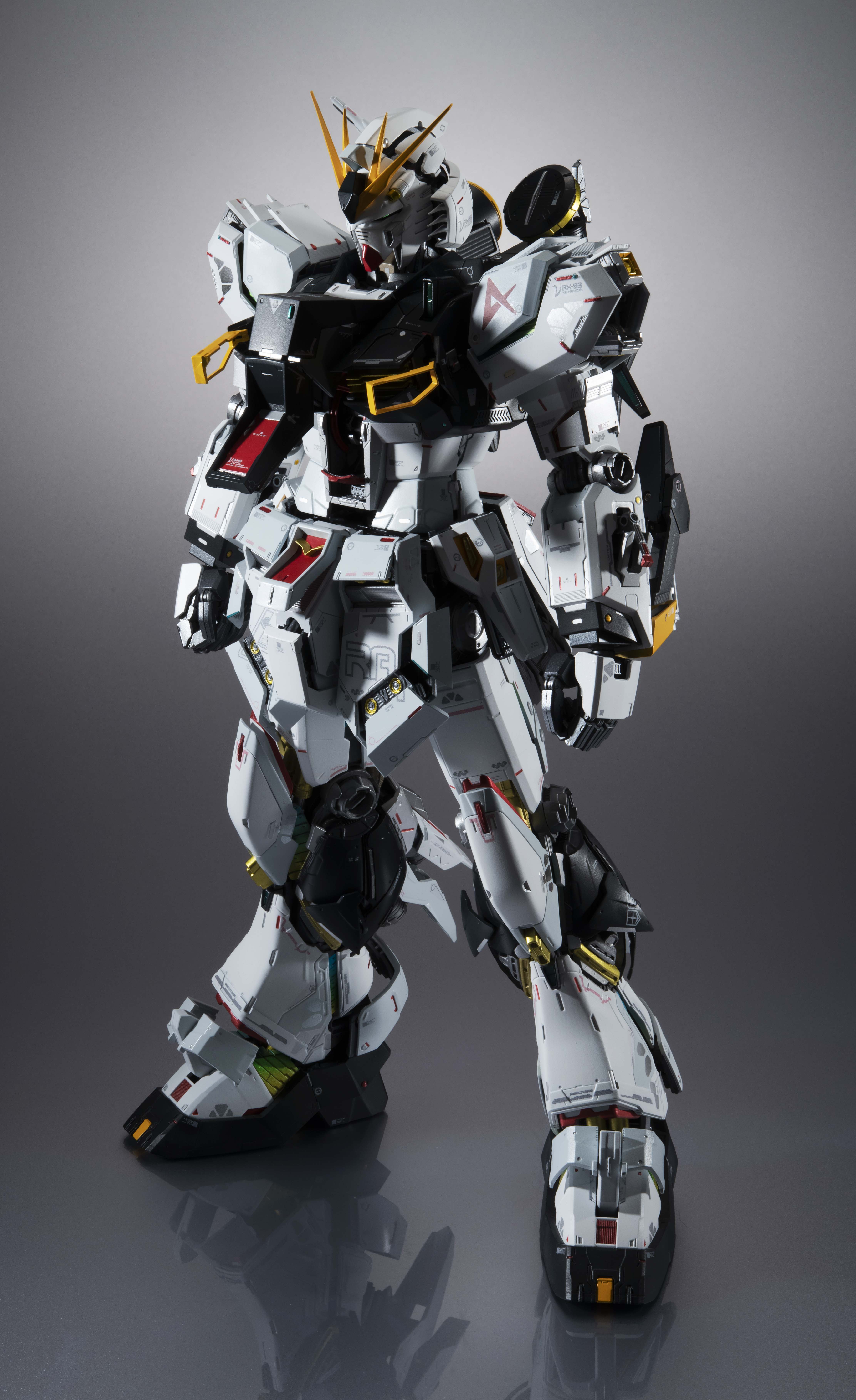 Mobile Suit Gundam: Char's Counterattack Metal Structure Kaitai-Shou-Ki RX-93 Nu Gundam (2nd Reissue) Gallery Image 5