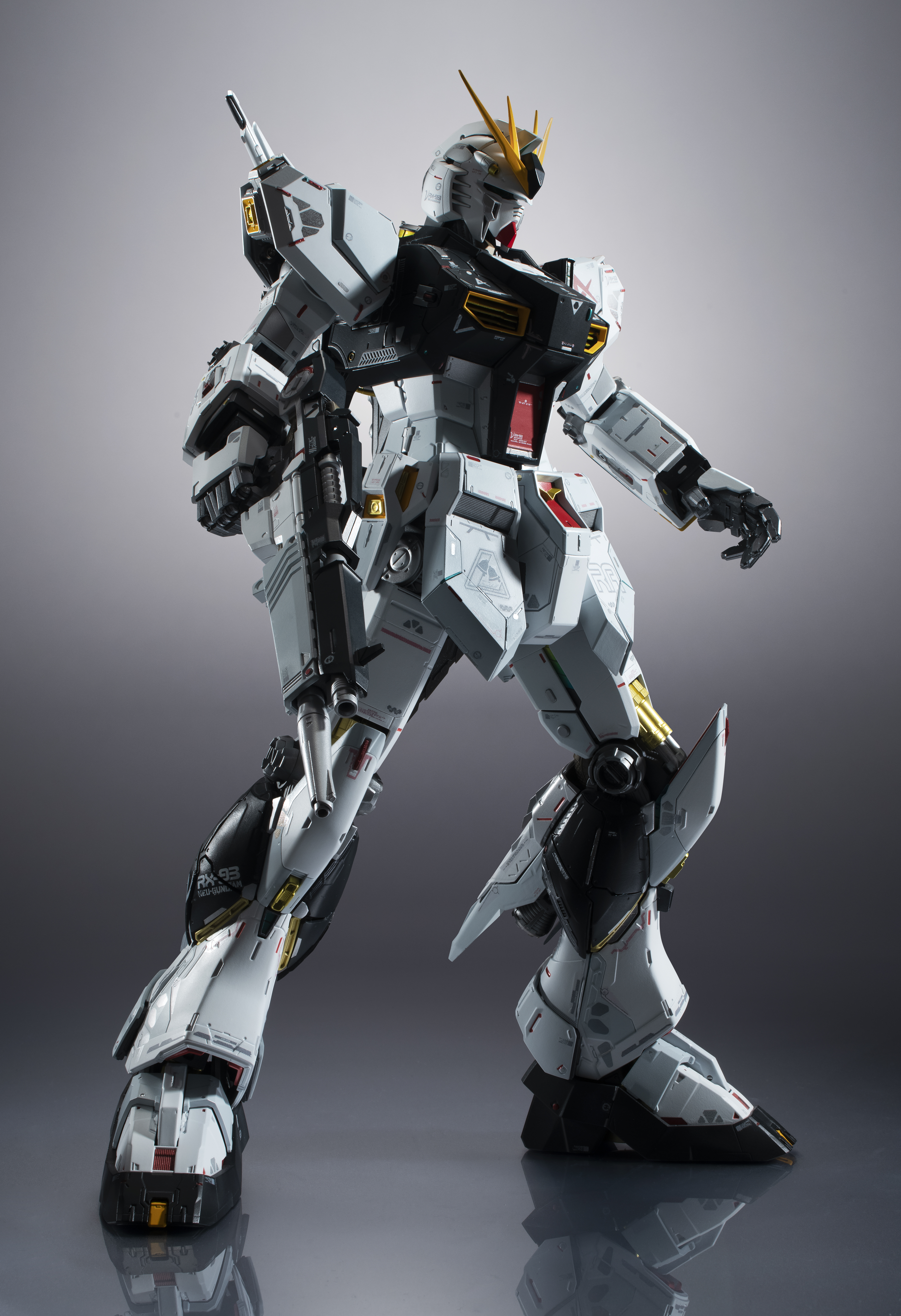 Mobile Suit Gundam: Char's Counterattack Metal Structure Kaitai-Shou-Ki RX-93 Nu Gundam (2nd Reissue) Gallery Image 10