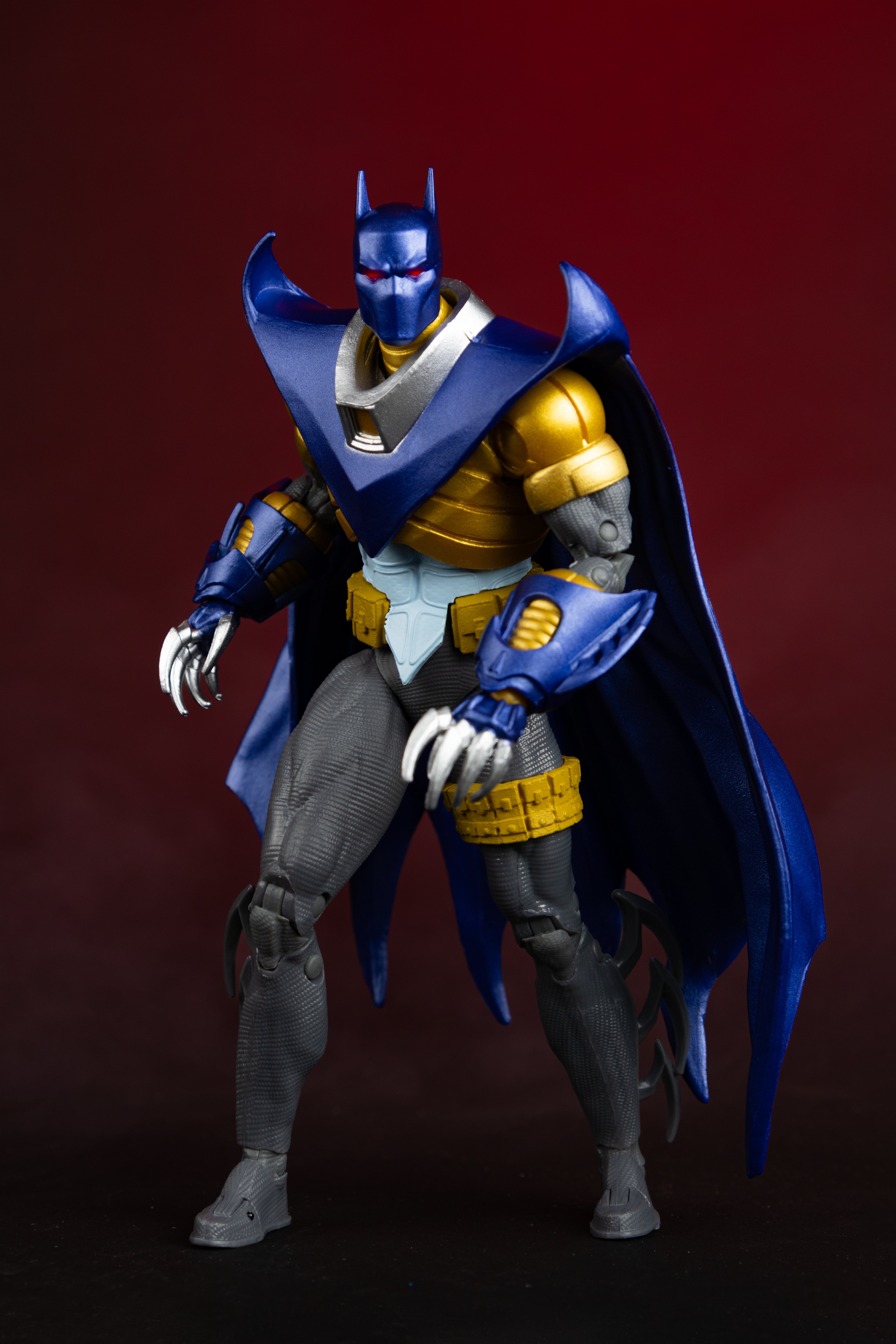 Detective Comics #667 DC Multiverse Azrael (Batman Armor) Action Figure Gallery Image 4