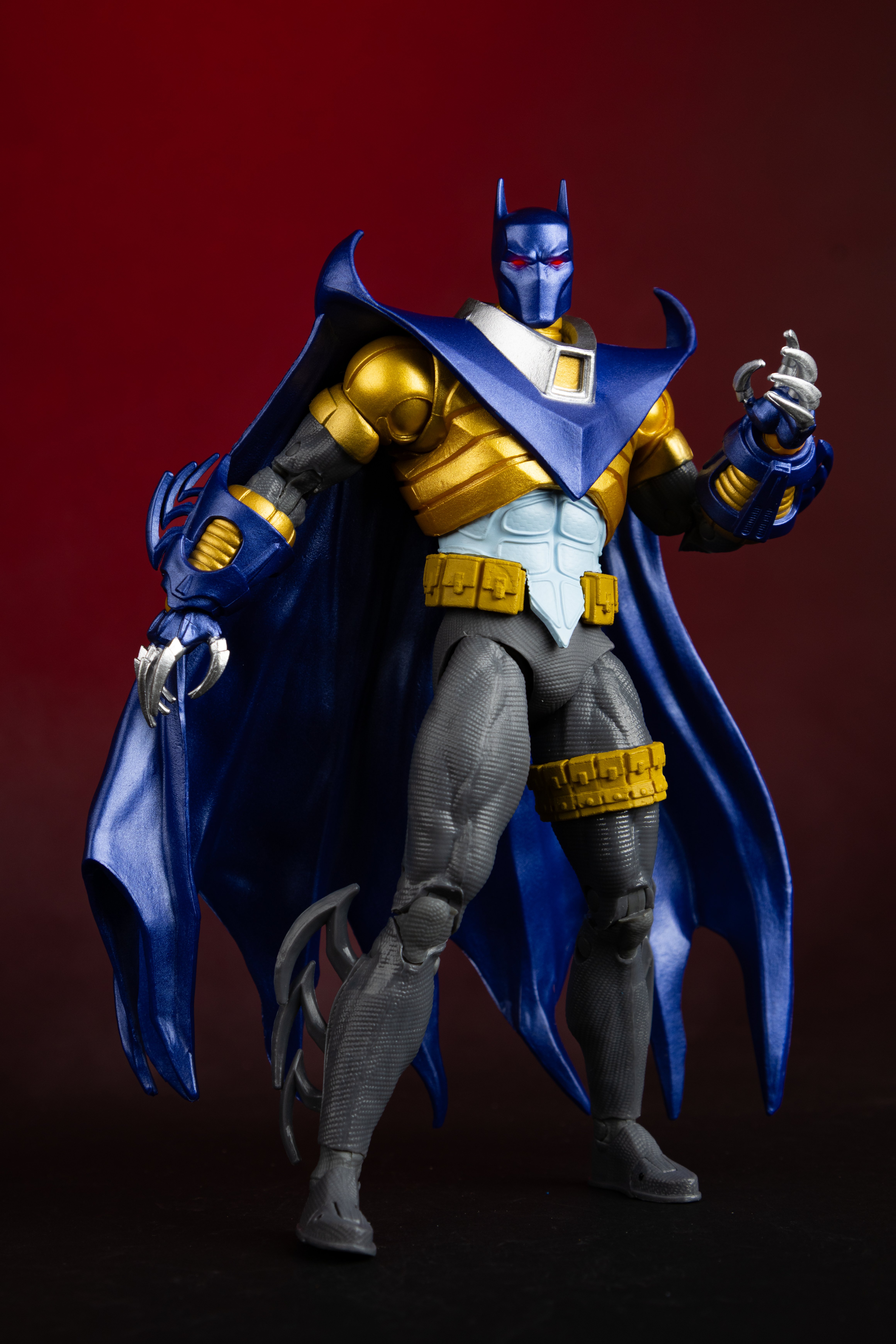 Detective Comics #667 DC Multiverse Azrael (Batman Armor) Action Figure Gallery Image 3