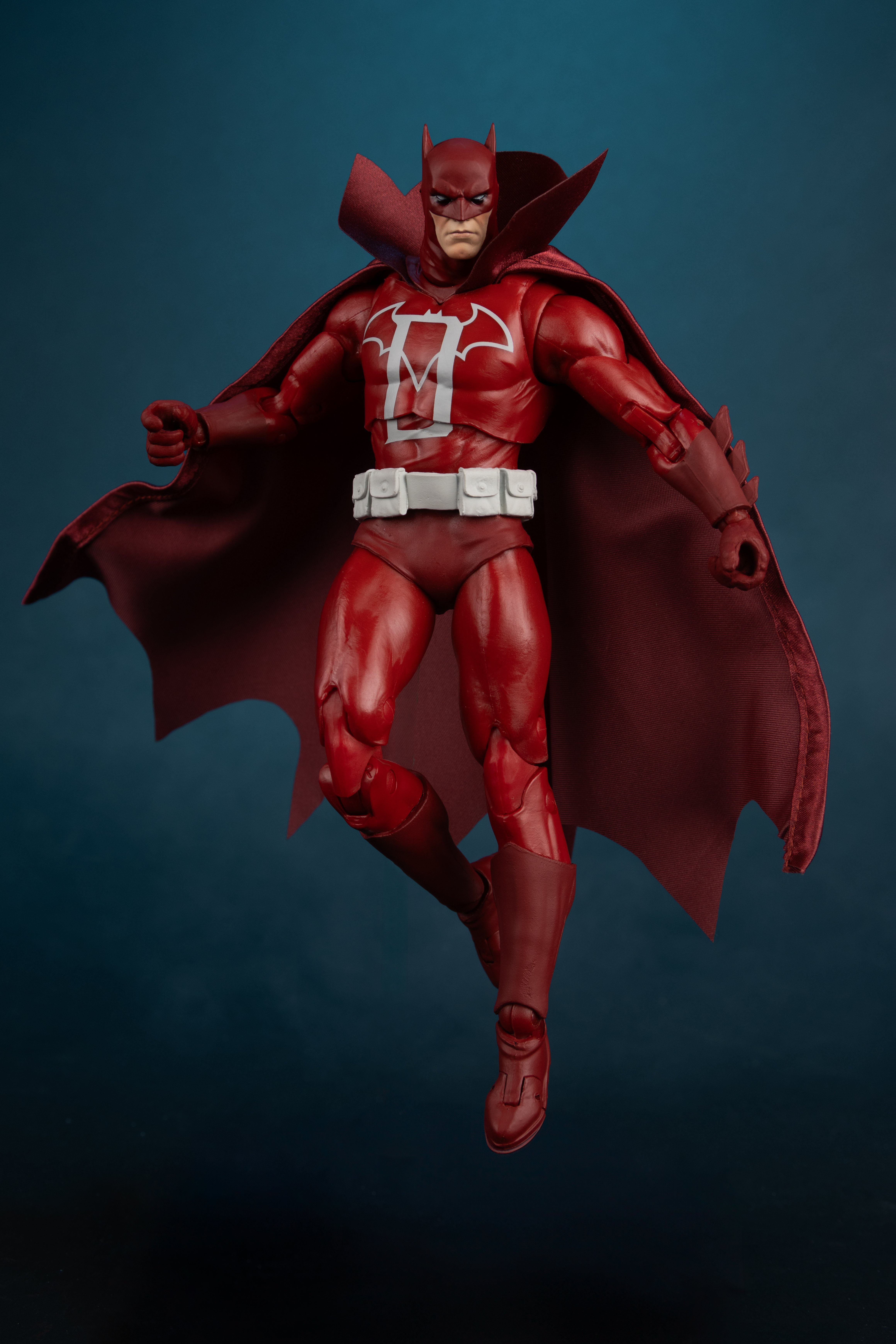 Knight Terrors DC Multiverse Batman Action Figure Gallery Image 4