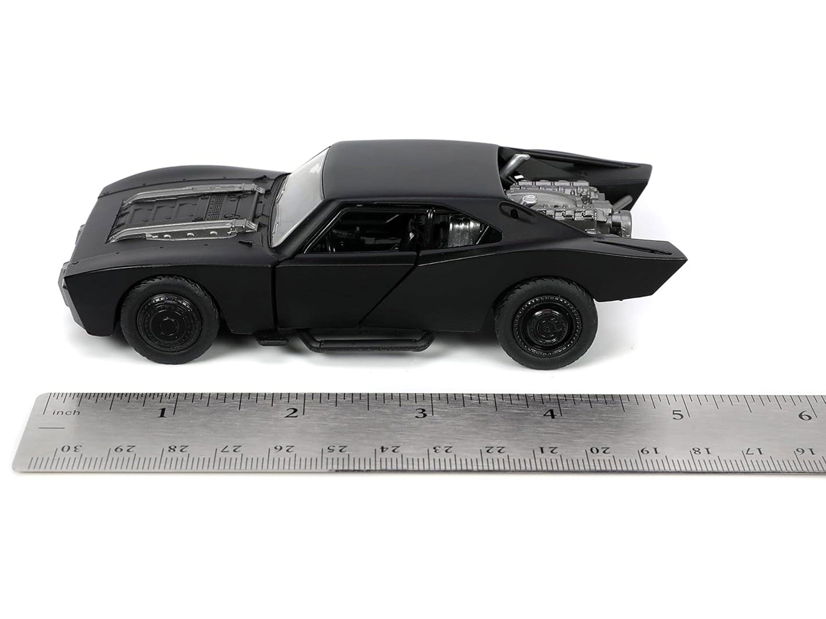 The Batman (2022) Batmobile 1/32 Scale Model Gallery Image 9