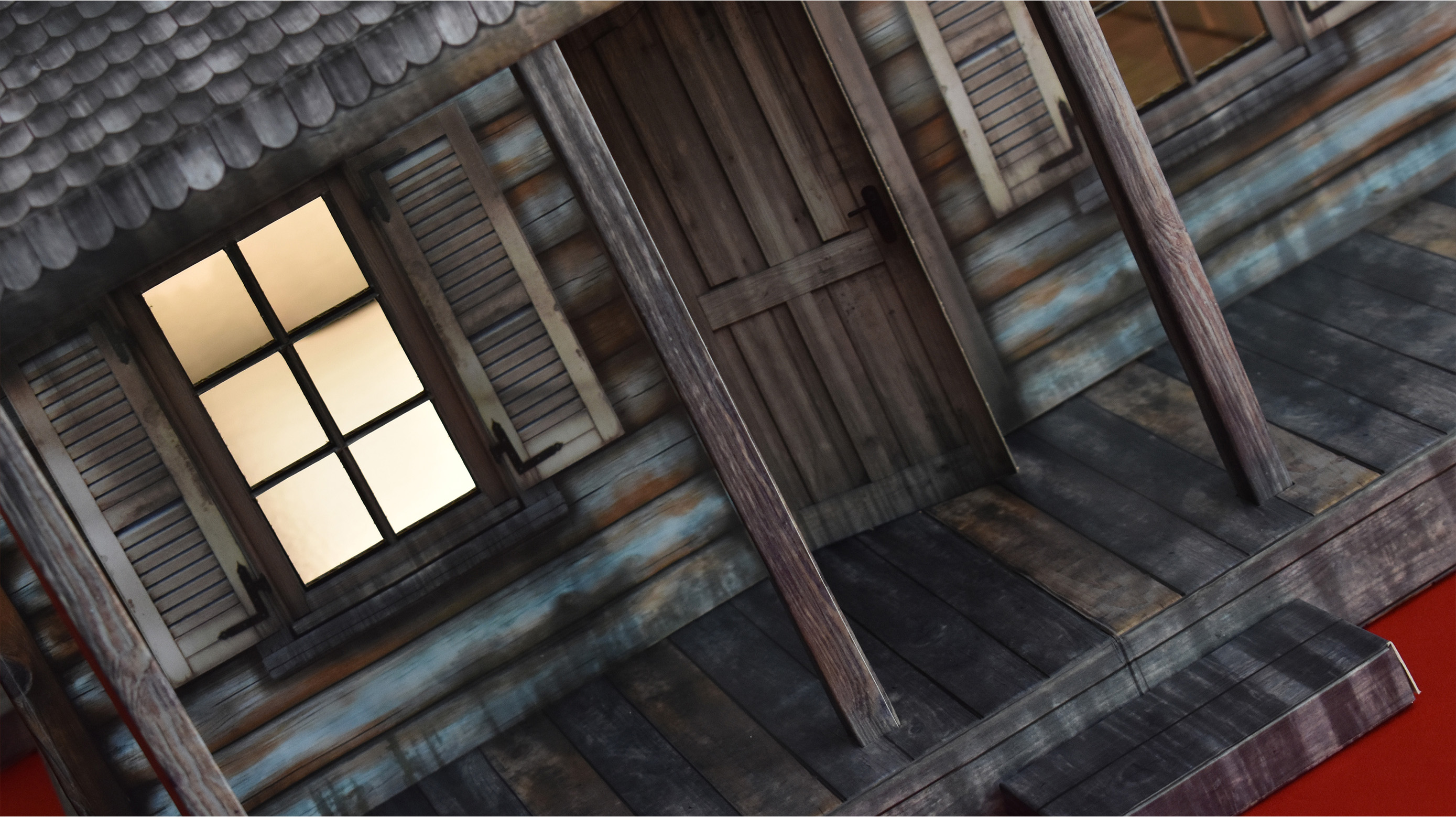 Log Cabin 1/12 Scale Pop-Up Diorama Gallery Image 14
