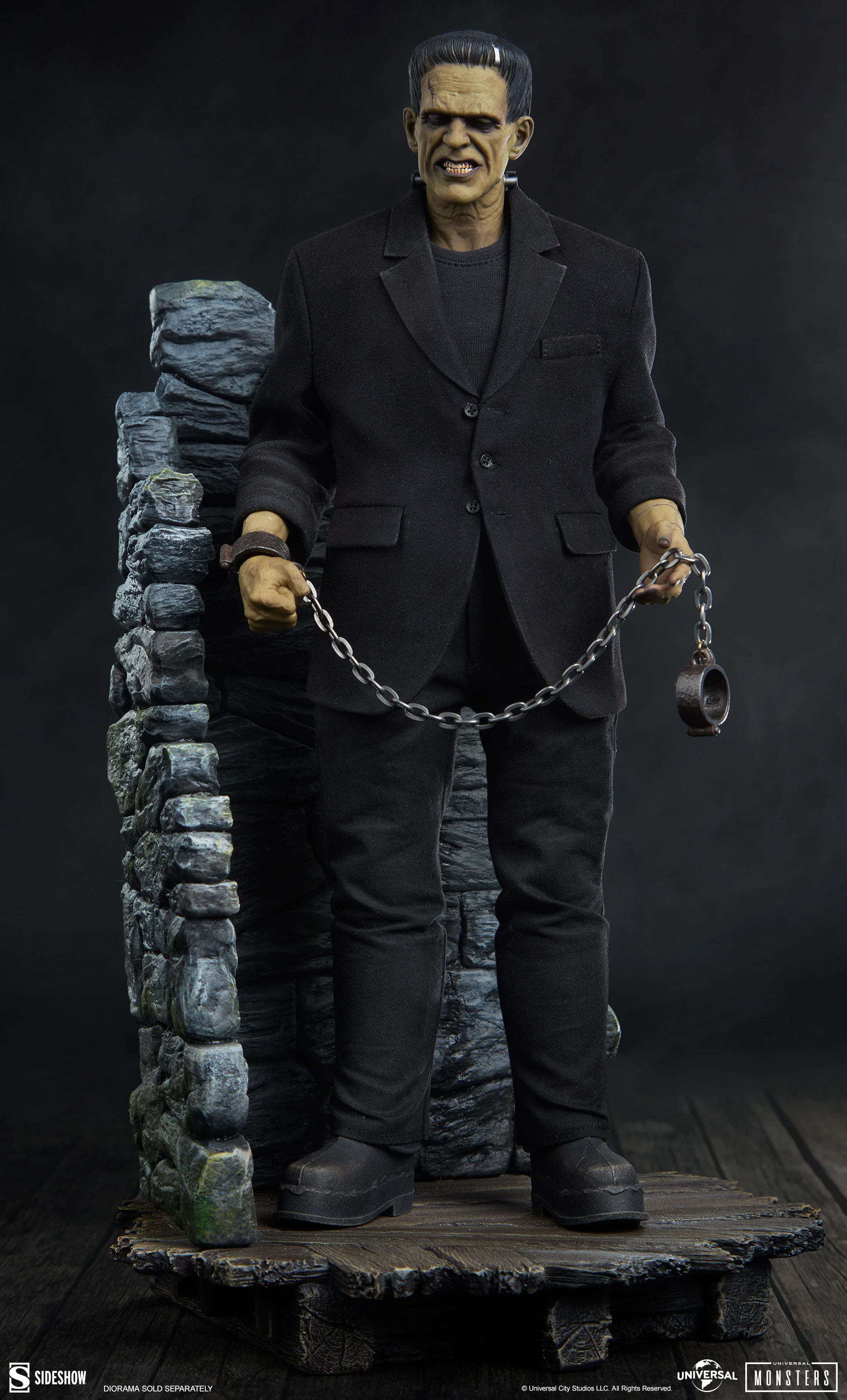 Universal Monsters Frankenstein's Monster (Deluxe Plus Ver.) 1/6 Scale Figure Gallery Image 4