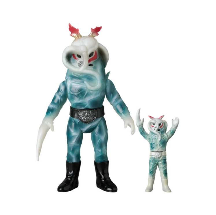 Kamen Rider Toei Retro Sofubi Collection Torikabuto (Glow-in-the-Dark Color Ver.) Action Figure Gallery Image 3