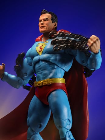 Action Comics DC Multiverse McFarlane Vault Collection Superman Action Figure Gallery Image 2