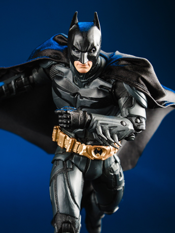 The Dark Knight DC Multiverse McFarlane Vault Collection Batman Action Figure Gallery Image 2