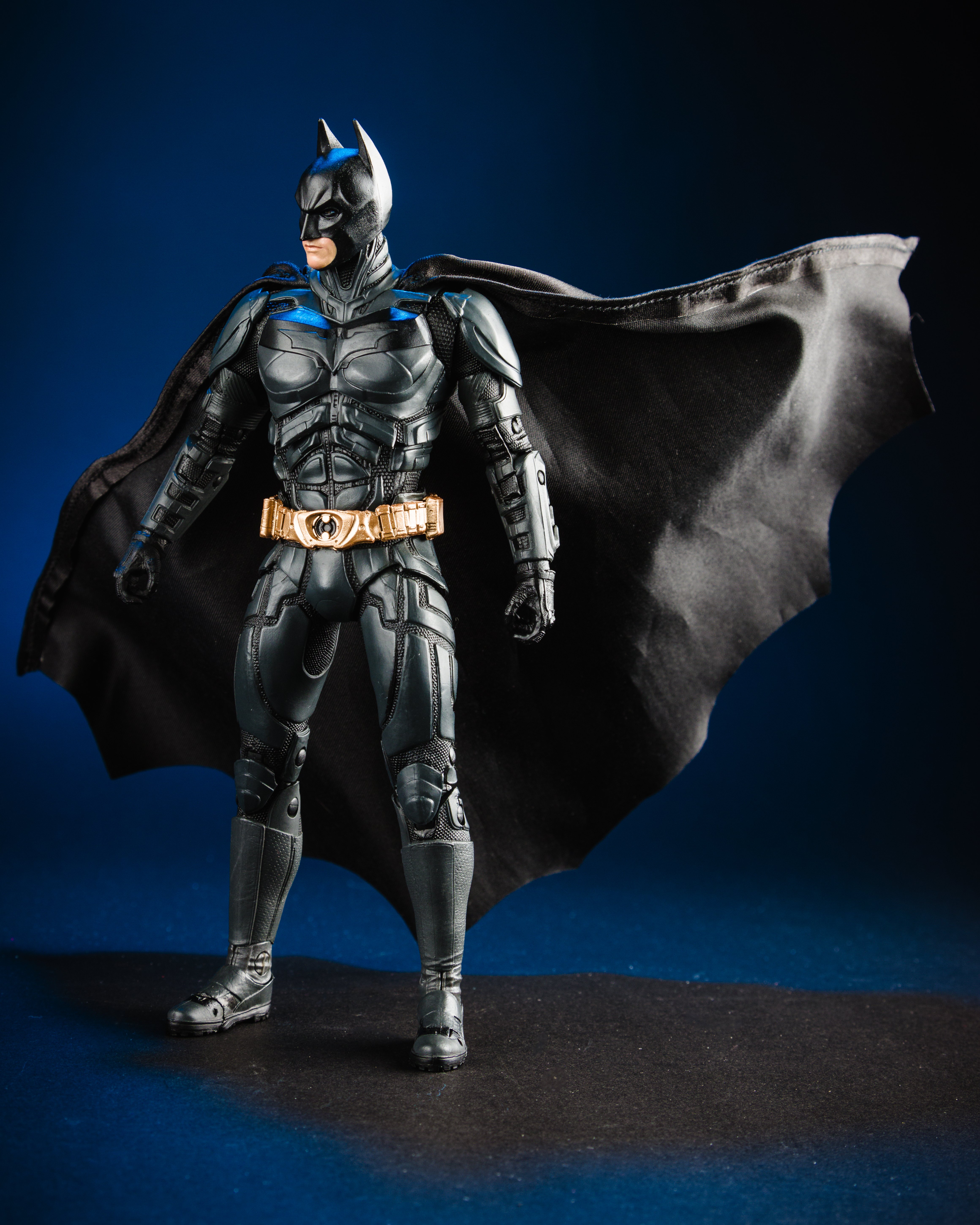 The Dark Knight DC Multiverse McFarlane Vault Collection Batman Action Figure Gallery Image 4