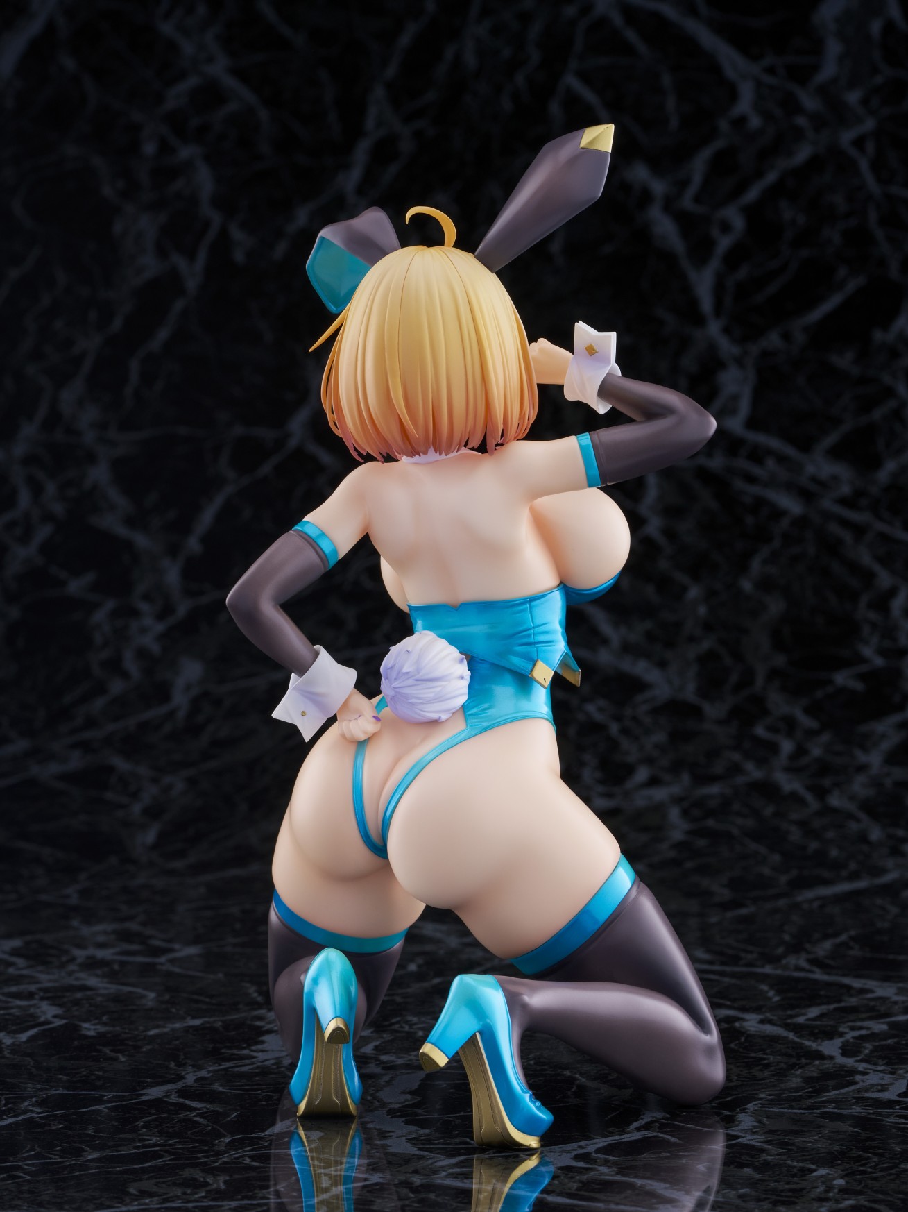 Nadare Takamine Illustration -Sakura- Sophia F. Shirring (Blue Bunny Ver.) 1/6 Scale Figure Gallery Image 13