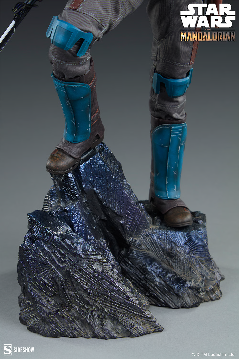Star Wars: The Mandalorian Premium Format Bo-Katan Kryze Statue Gallery Image 13