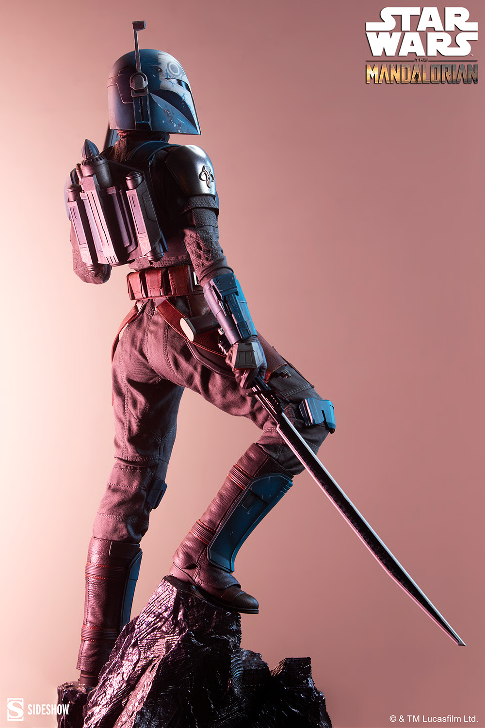 Star Wars: The Mandalorian Premium Format Bo-Katan Kryze Statue Gallery Image 4