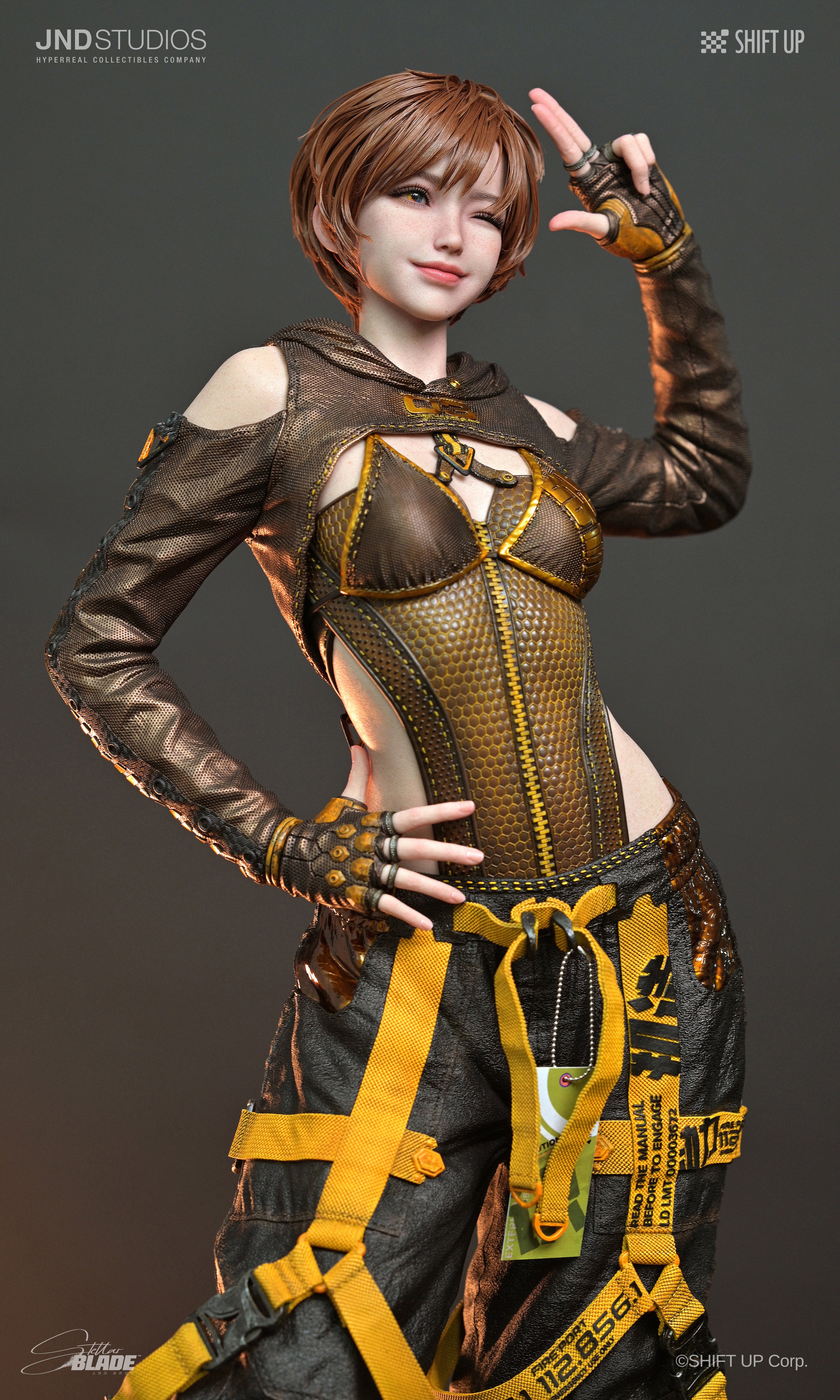 Stellar Blade Hyperreal Raven and Lily 1/3 Scale Limited Edition Statue Set Gallery Image 12