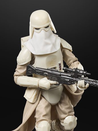 Star Wars: The Black Series Imperial Remnant Snowtrooper (The Mandalorian and Grogu) Action Figure Gallery Image 2