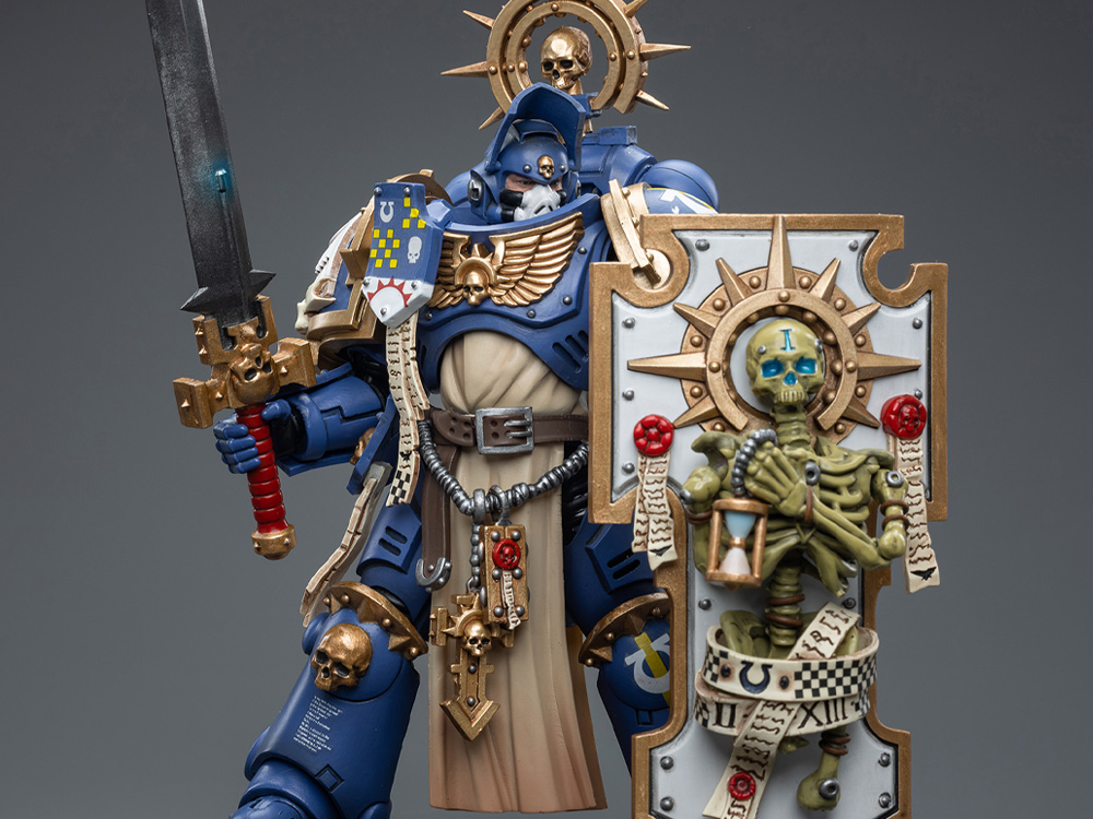 Warhammer 40,000 Ultramarines Primaris Captain with Relic Shield and Power Sword 1/18 Scale Action Figure Gallery Image 1