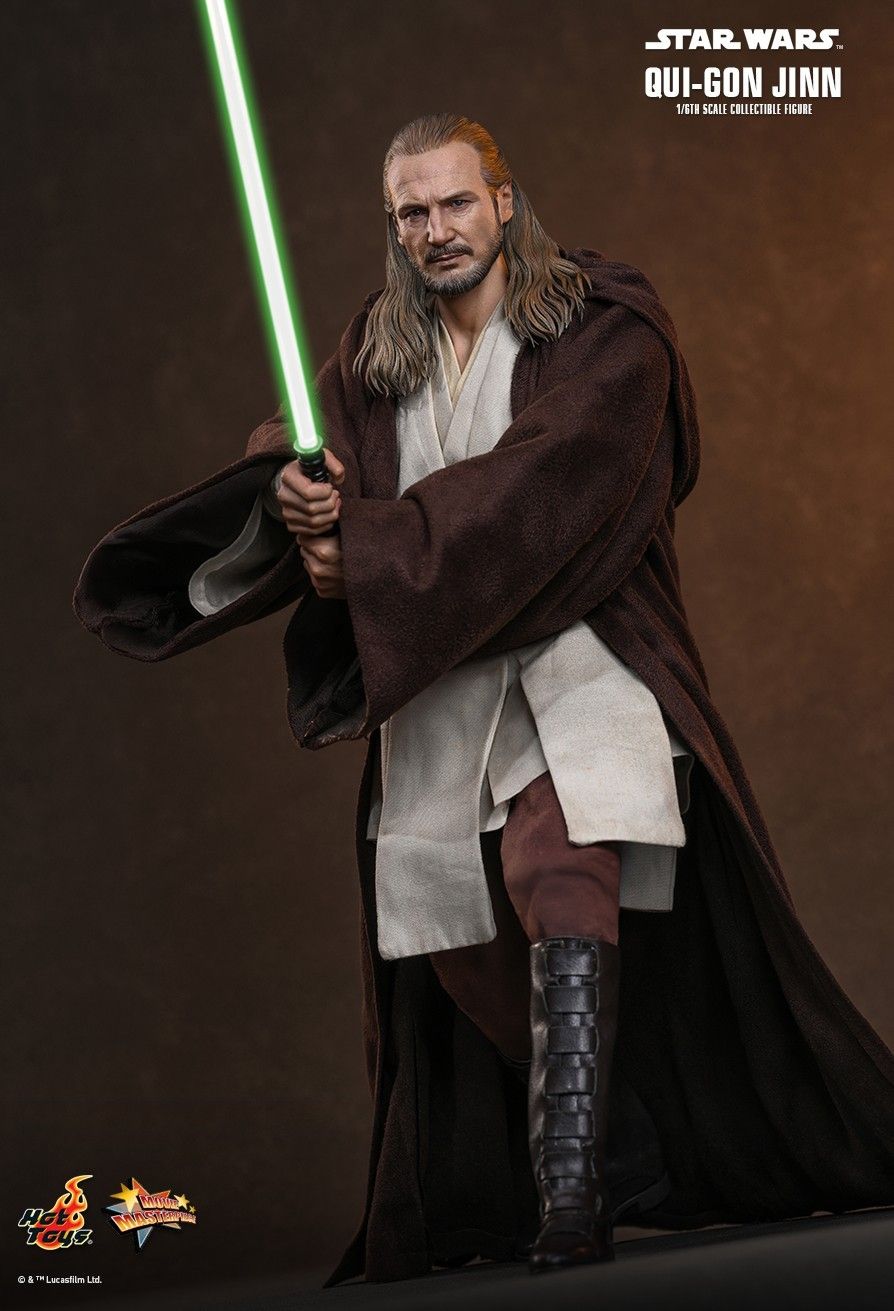 Star Wars: The Phantom Menace MMS880 Qui-Gon Jinn 1/6th Scale Collectible Figure Gallery Image 6