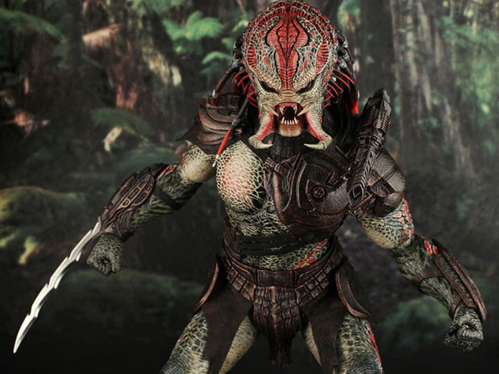 Predators MMS130 Berserker Predator 1/6th Scale Collectible Figure Gallery Image 1
