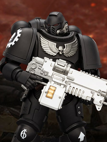 Warhammer 40,000 Iron Hands Intercessor 1/18 Scale Action Figure Gallery Image 2