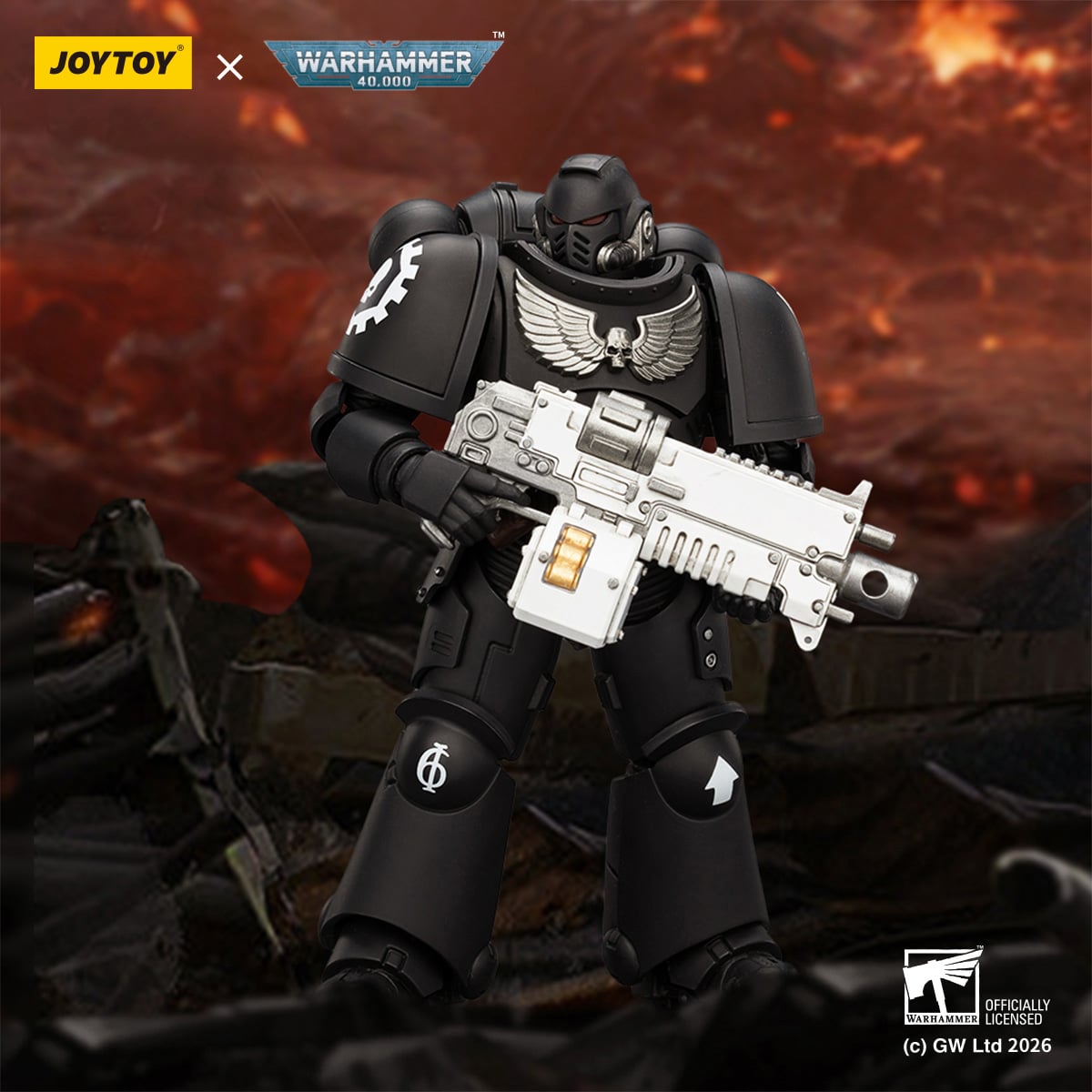 Warhammer 40,000 Iron Hands Intercessor 1/18 Scale Action Figure Gallery Image 3