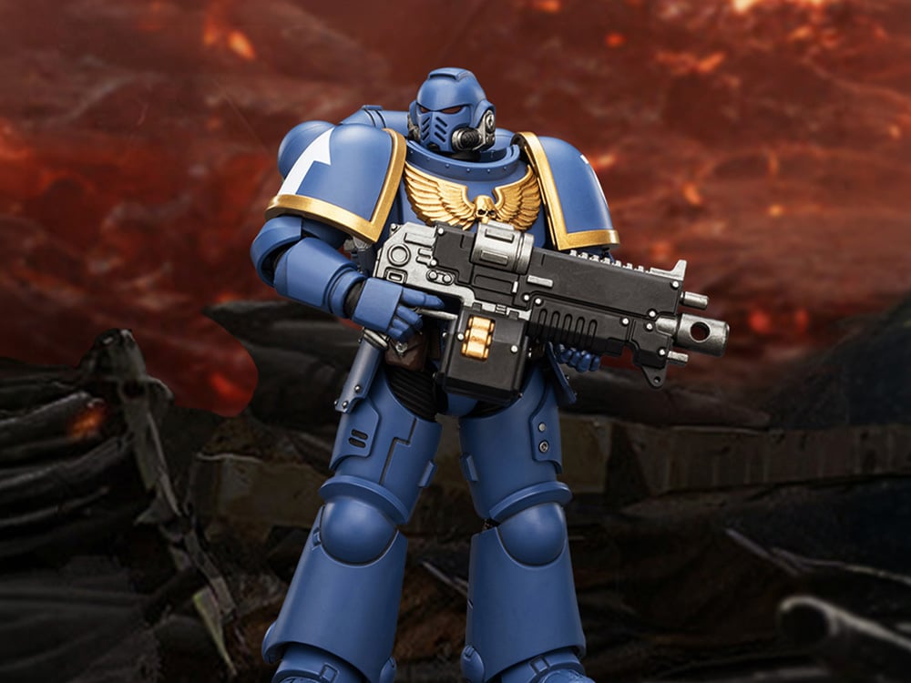 Warhammer 40,000 Ultramarines Intercessor 1/18 Scale Action Figure Gallery Image 1