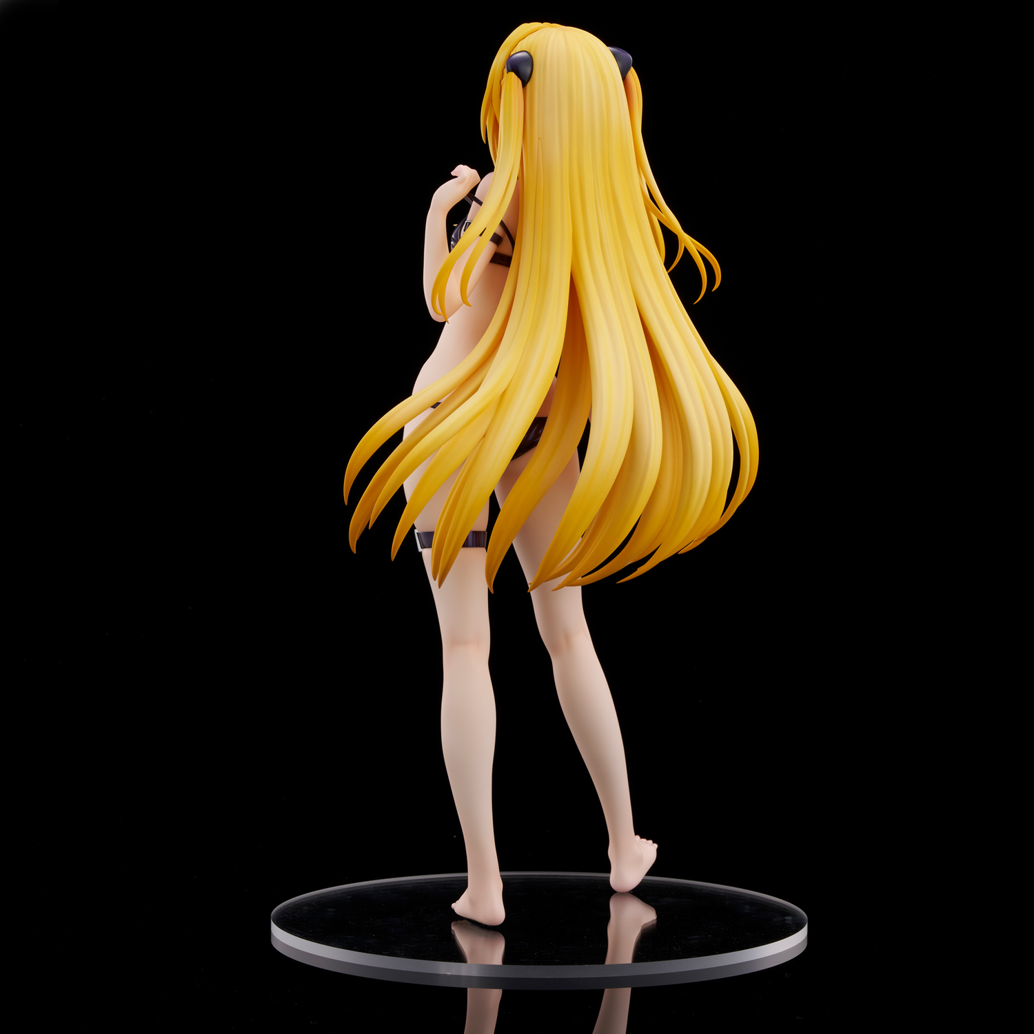 To Love-Ru Darkness Swimsuit Series Golden Darkness 1/4 Scale Figure