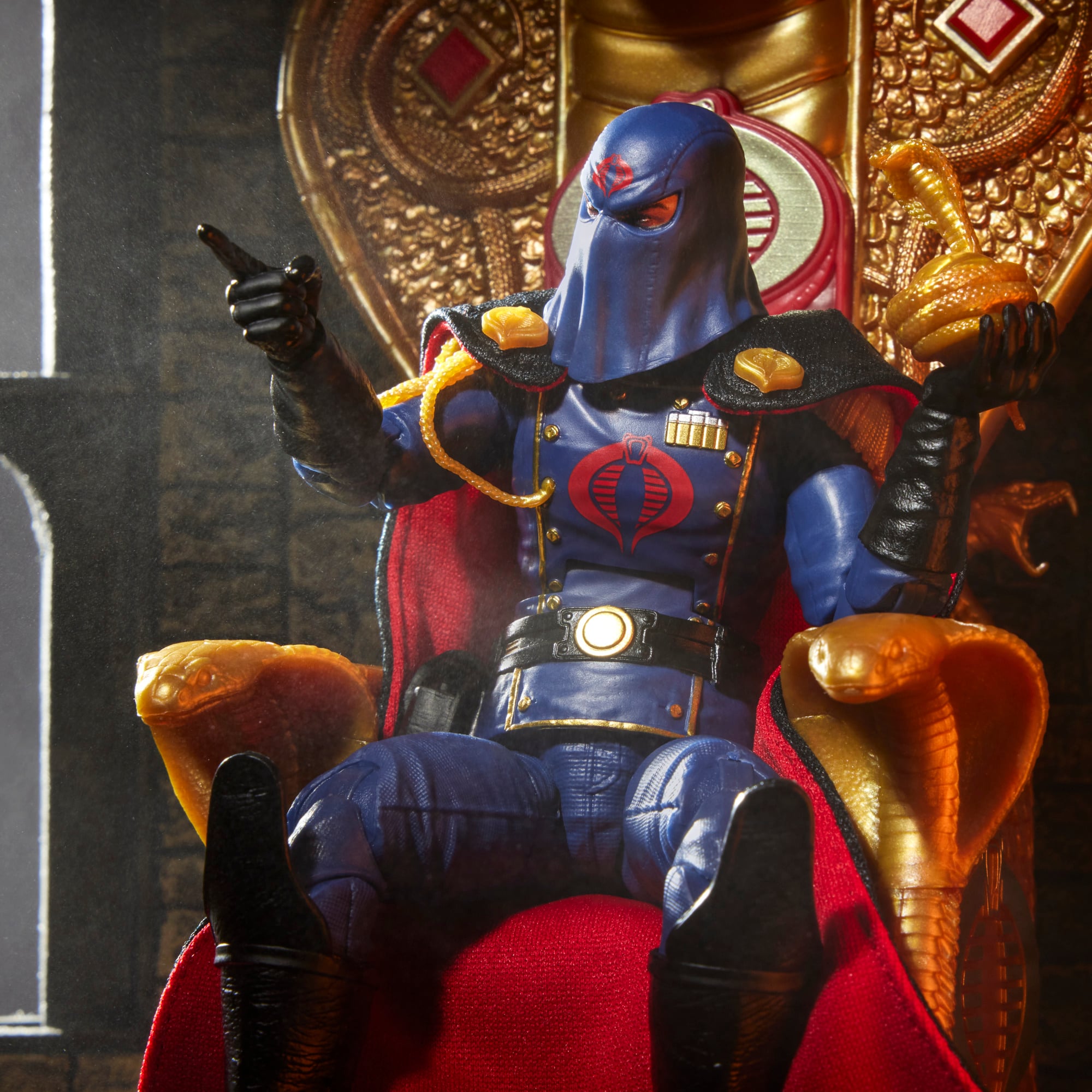 G.I. Joe Classified Series #221 Cobra Commander Action Figure with Throne Set Gallery Image 9