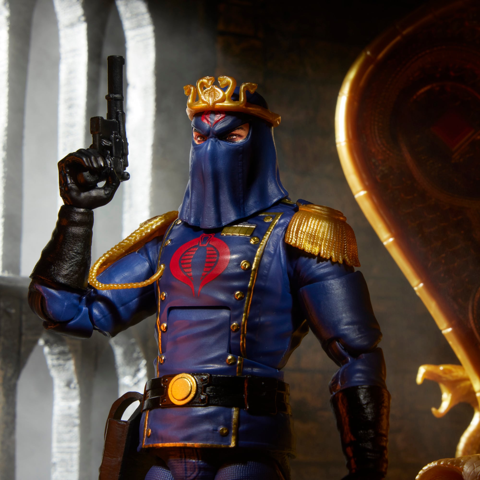 G.I. Joe Classified Series #221 Cobra Commander Action Figure with Throne Set Gallery Image 10