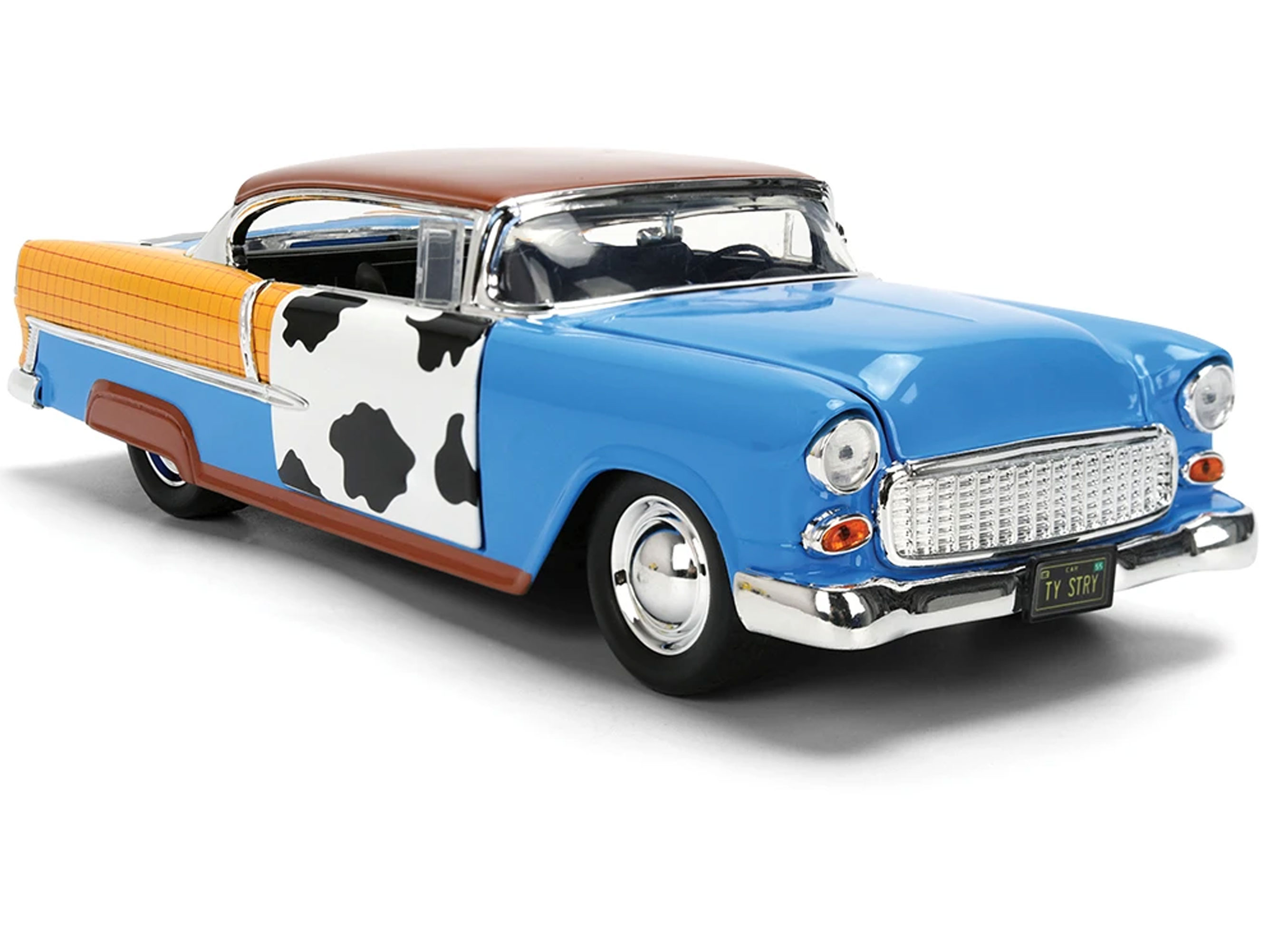 Toy Story Hollywood Rides 1955 Chevy Bel Air 1/24 Scale Model with Woody Figure Gallery Image 4