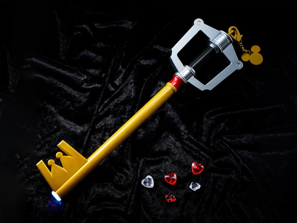 Kingdom Hearts Kingdom Key Keyblade (Darkside Chain Ver.) Exclusive Replica Gallery Image 1