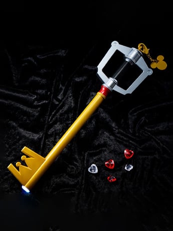 Kingdom Hearts Kingdom Key Keyblade (Darkside Chain Ver.) Exclusive Replica Gallery Image 2