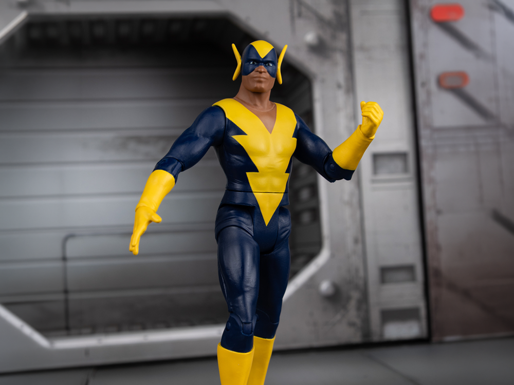 Super Friends DC Retro Black Vulcan Action Figure Gallery Image 1