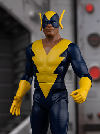 Super Friends DC Retro Black Vulcan Action Figure Gallery Image 2