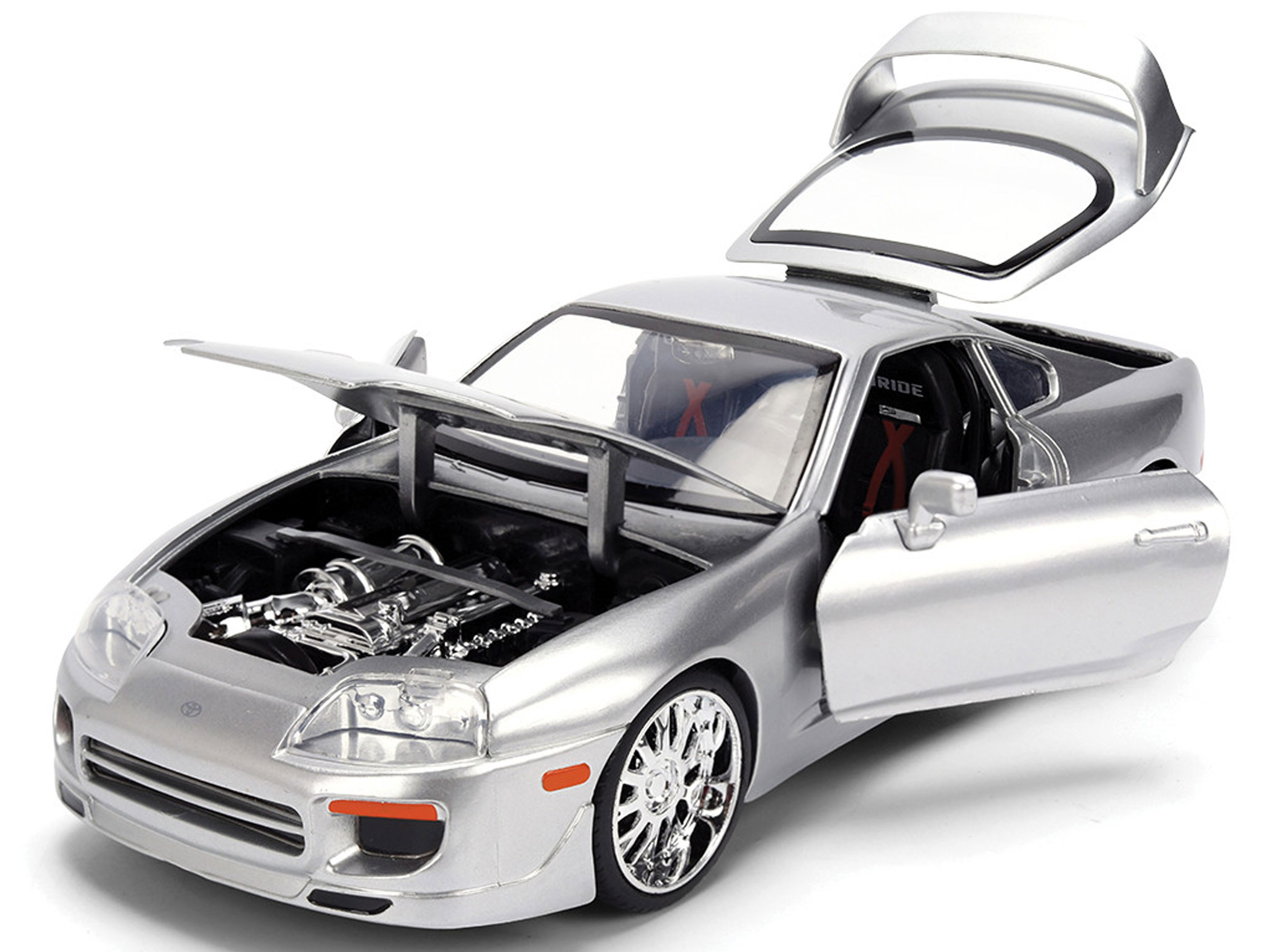 1995 Toyota Supra ダイキャスト ミニカー Japan's Domestic Market 1995 Toyota Supra 1/24 Scale Die-Cast Model