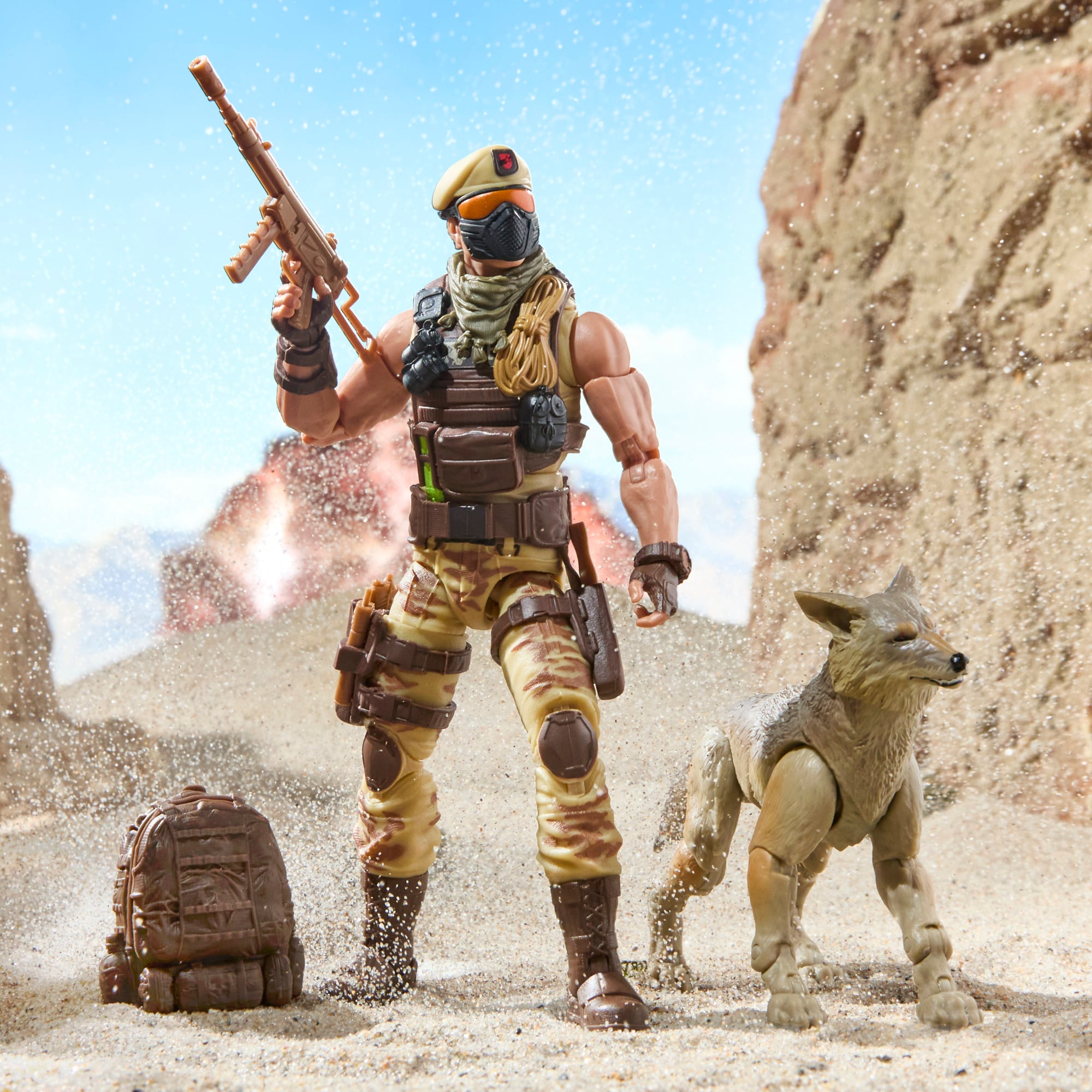 G.I. Joe Classified Series #217 Dusty & Coyote Sandstorm Action Figure Set Gallery Image 4