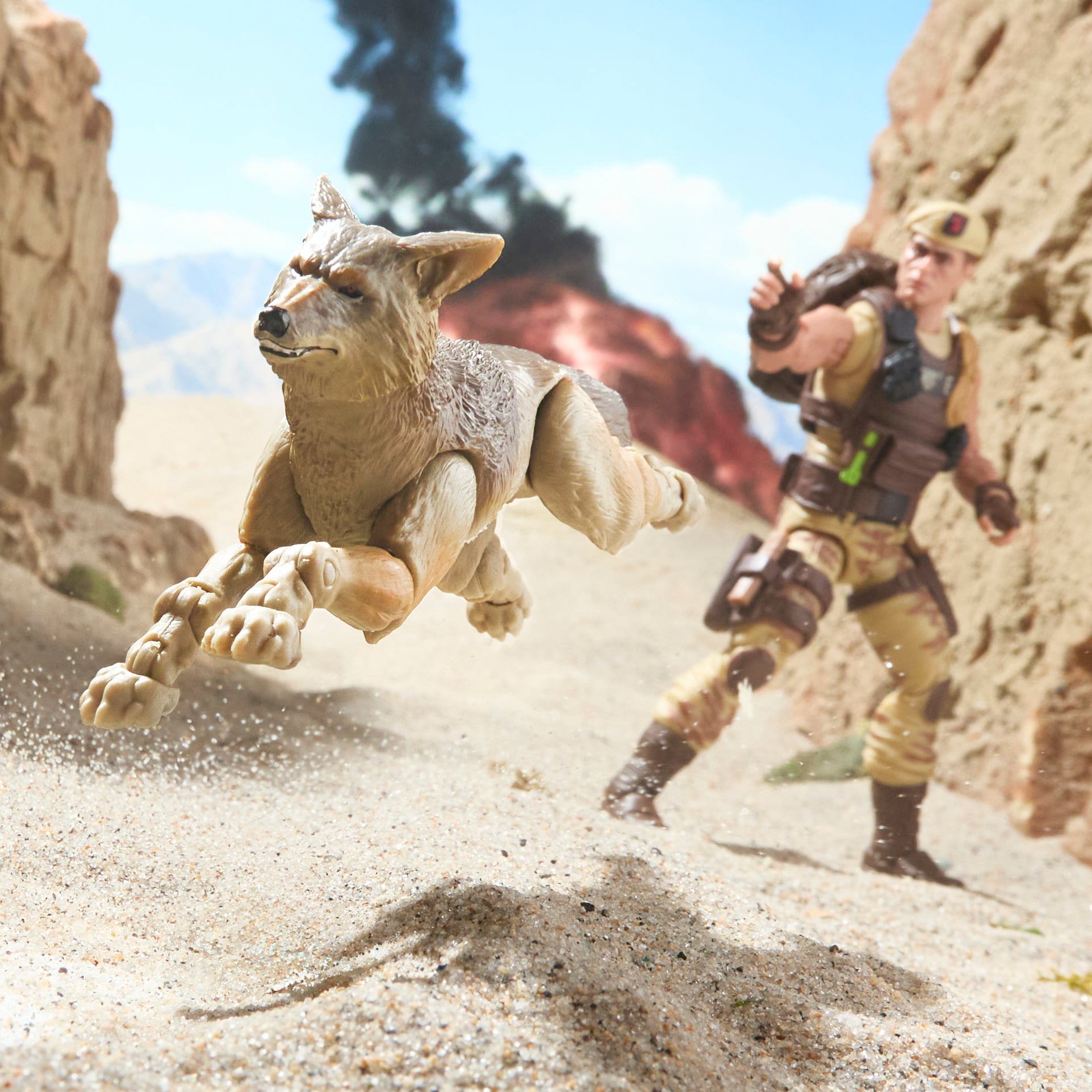 G.I. Joe Classified Series #217 Dusty & Coyote Sandstorm Action Figure Set Gallery Image 7