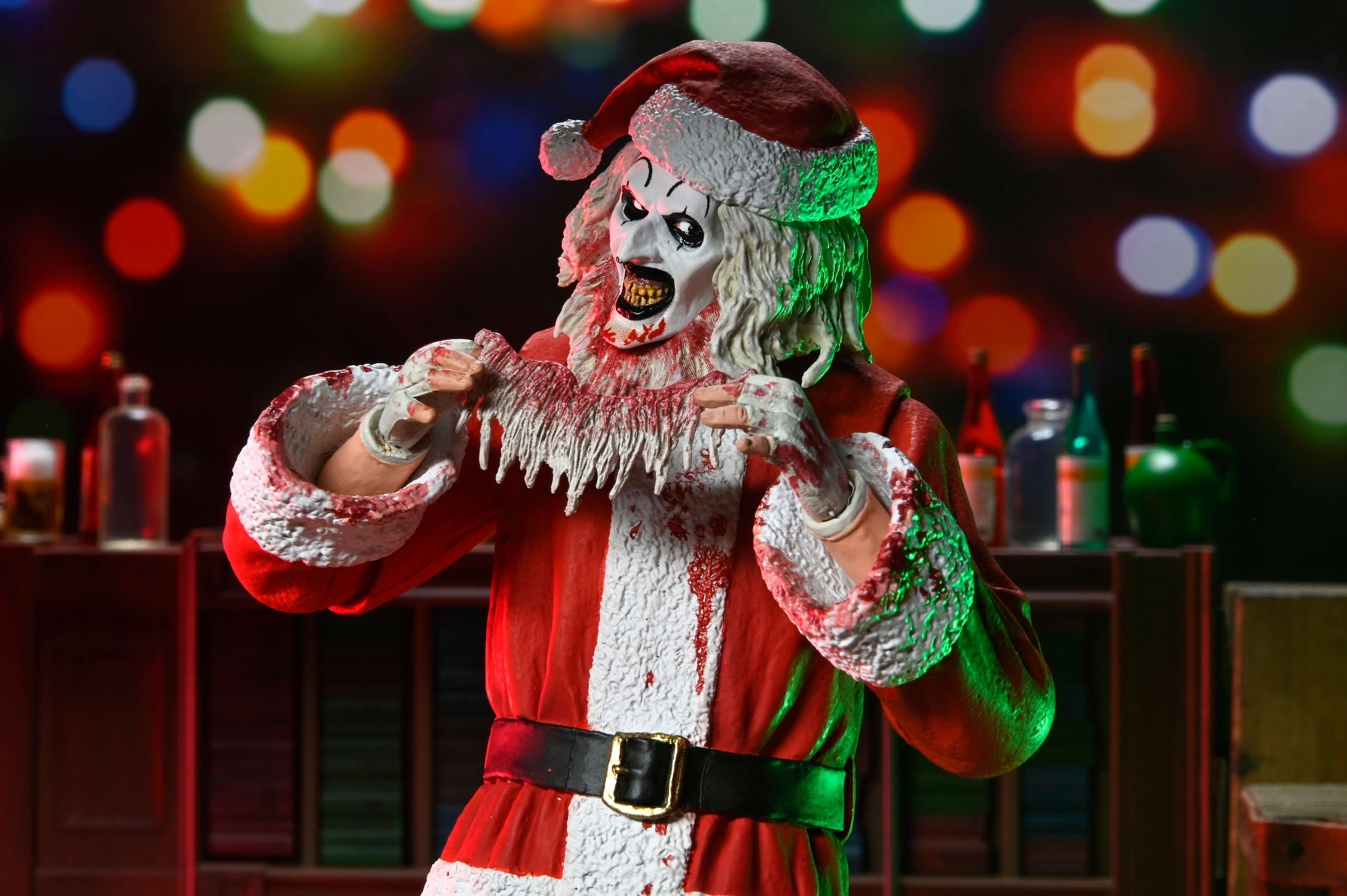 Terrifier 3 Ultimate Art the Clown (Bloody Santa Suit) Action Figure Gallery Image 10