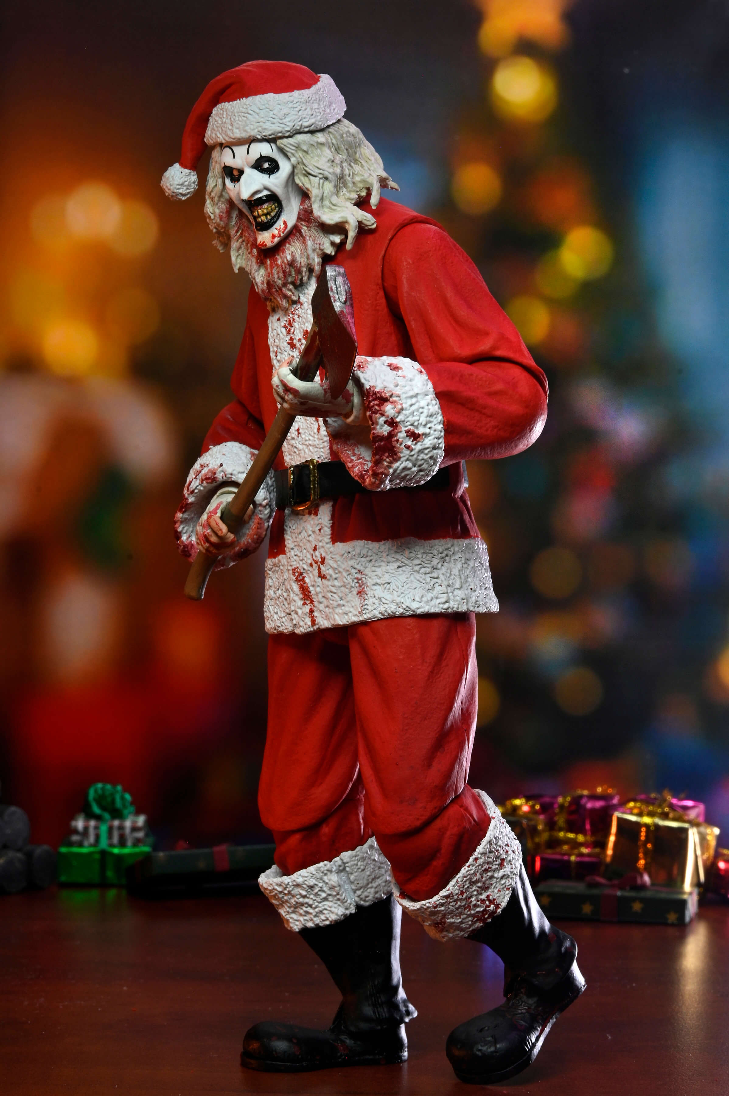 Terrifier 3 Ultimate Art the Clown (Bloody Santa Suit) Action Figure Gallery Image 4