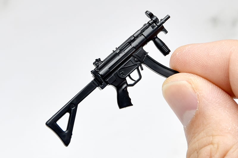 Little Armory x Gunslinger Girl LA-GG03 Glaes MP5 VP70 Type 1/12