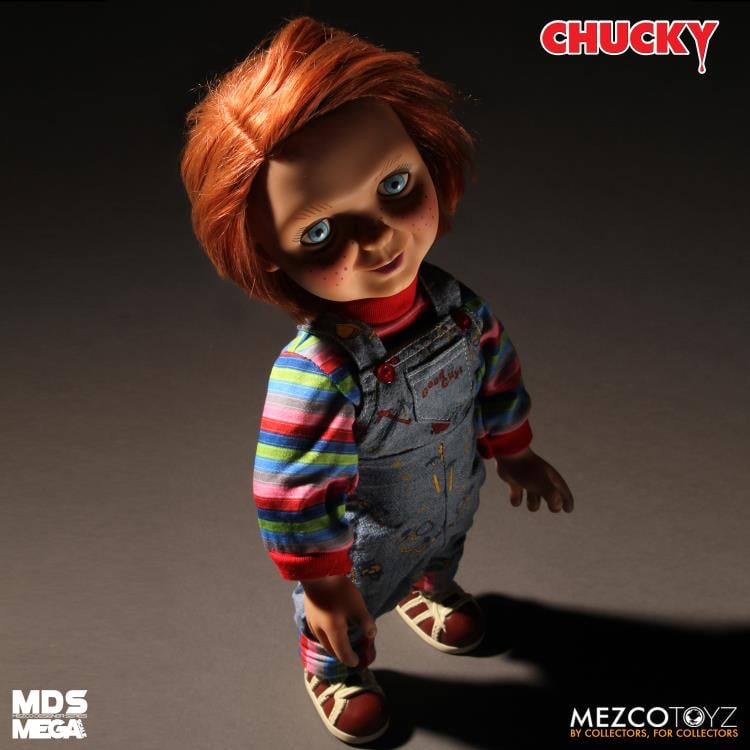 Child's Play Mezco Designer Series Mega Scale Chucky Talking Doll Gallery Image 4