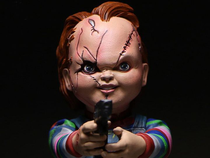 Child's Play 5" Chucky Action Figure Gallery Image 1