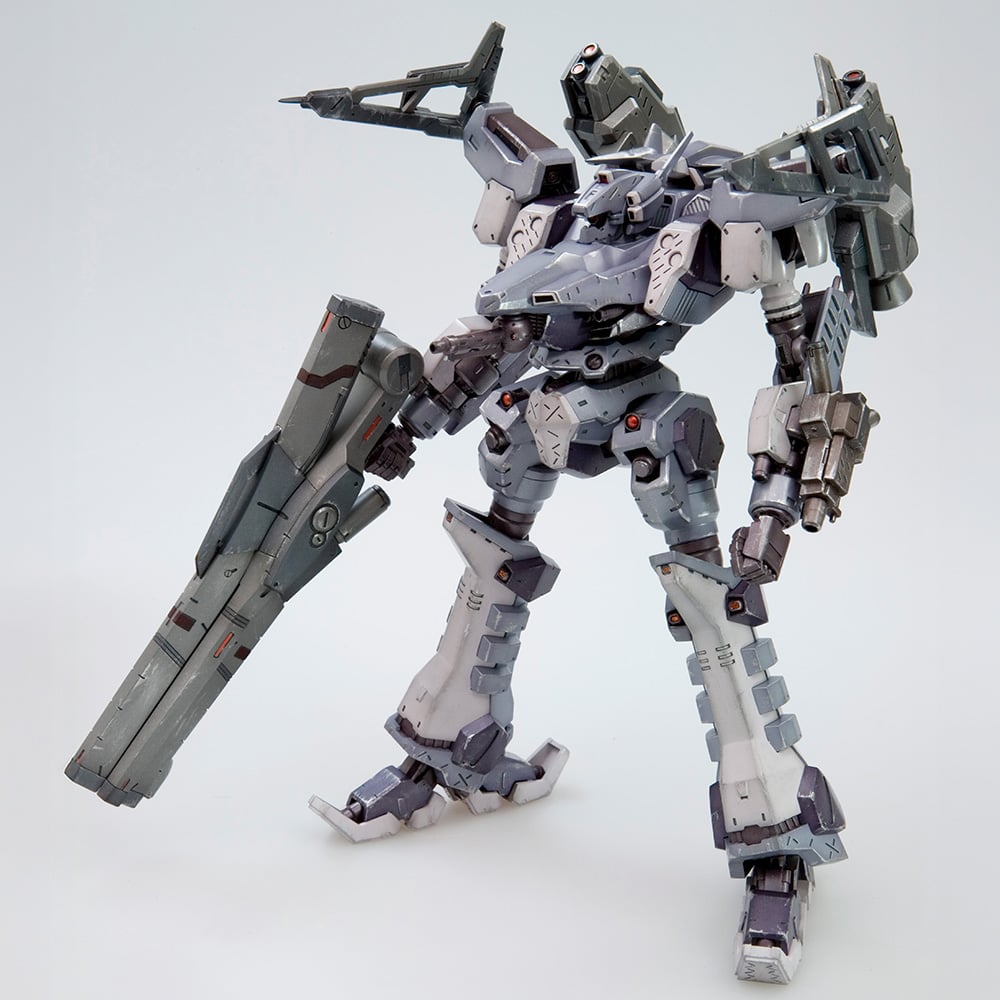 Armored Core 3: Silent Line Variable Infinity Crest CR-C98E2 Assault Type 1/72 Scale Model Kit Gallery Image 8