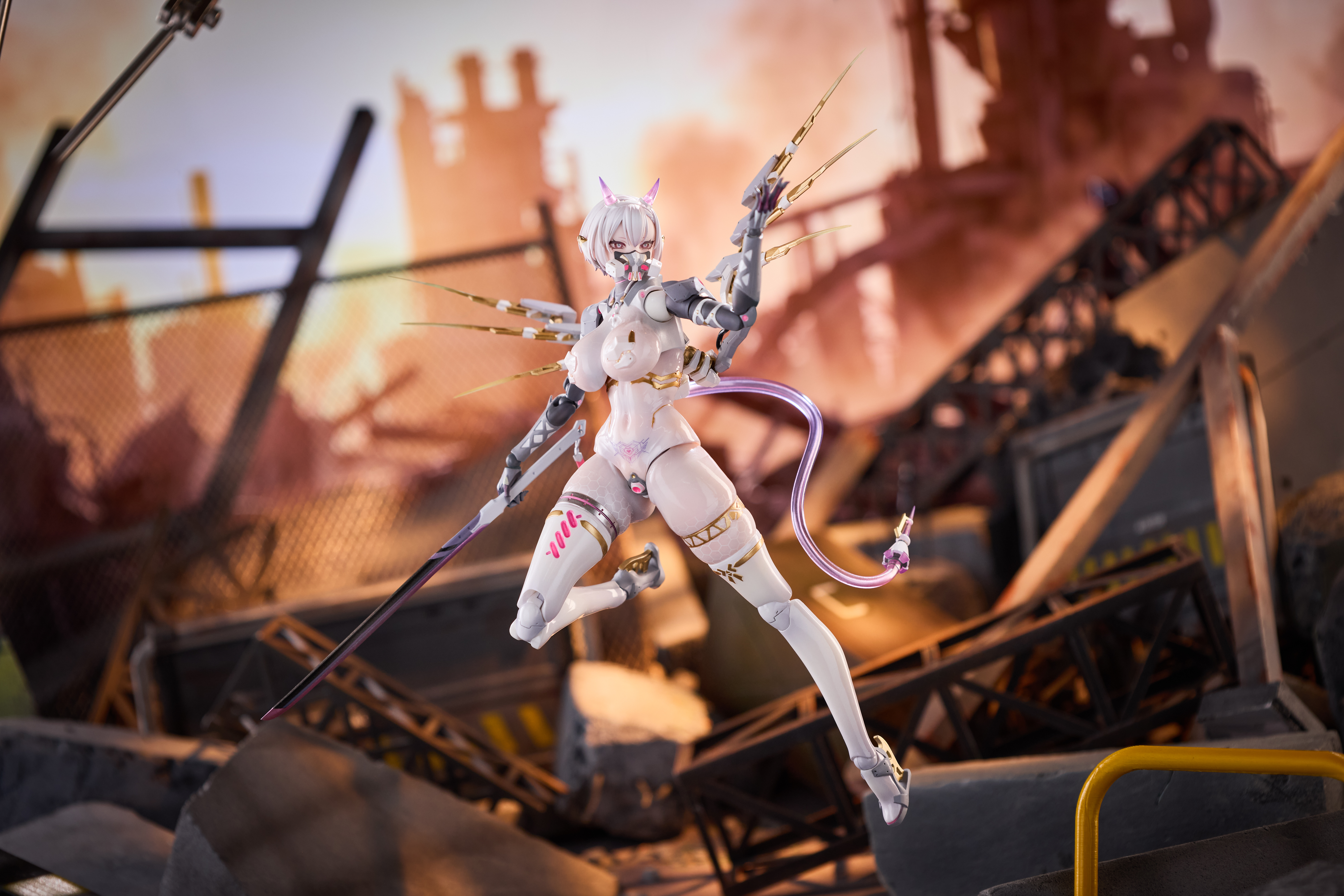 Galactic Series Rita Otozuki 1/12 Scale Action Figure Gallery Image 3