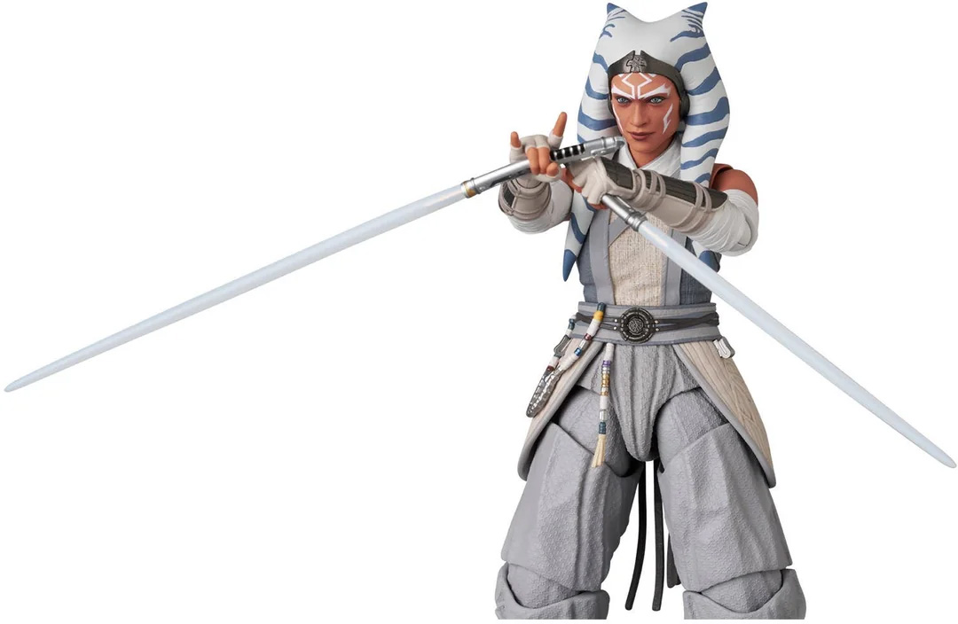 Star Wars: Ahsoka MAFEX No.315 Ahsoka Tano (Peridea Ver.) Action Figure Gallery Image 6