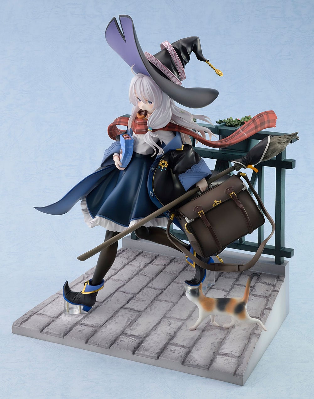 Wandering Witch: The Journey of Elaina Elaina (DX Ver.) 1/7 Scale Figure (2nd Reissue) Gallery Image 5