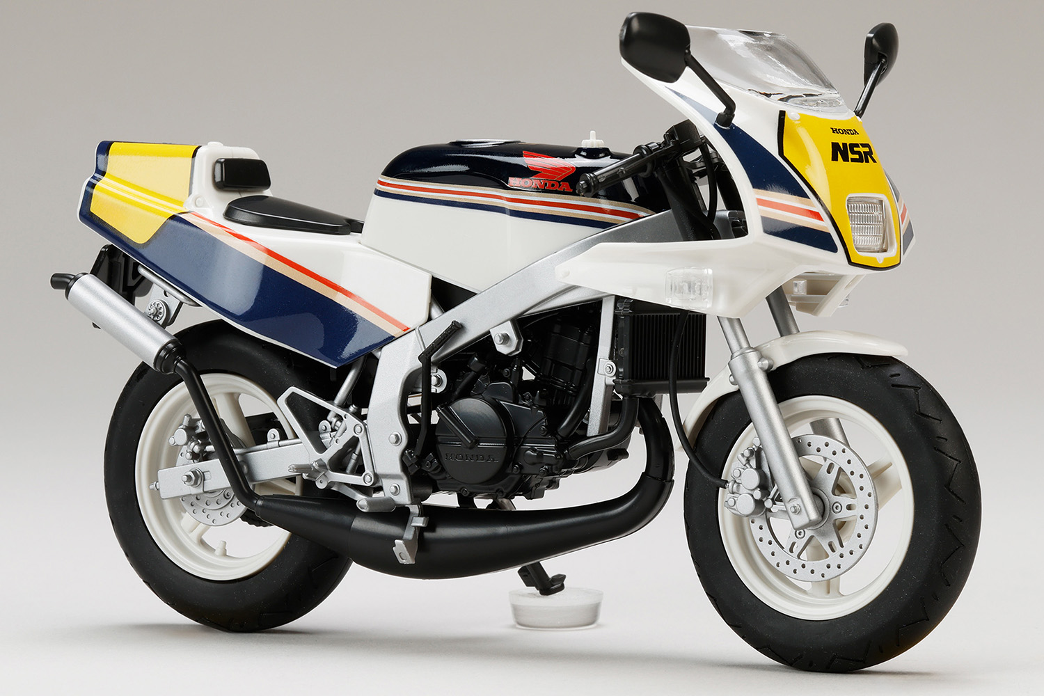 Honda NSR50 '89 Ross White x Seychelles Night Blue 1/12 Scale