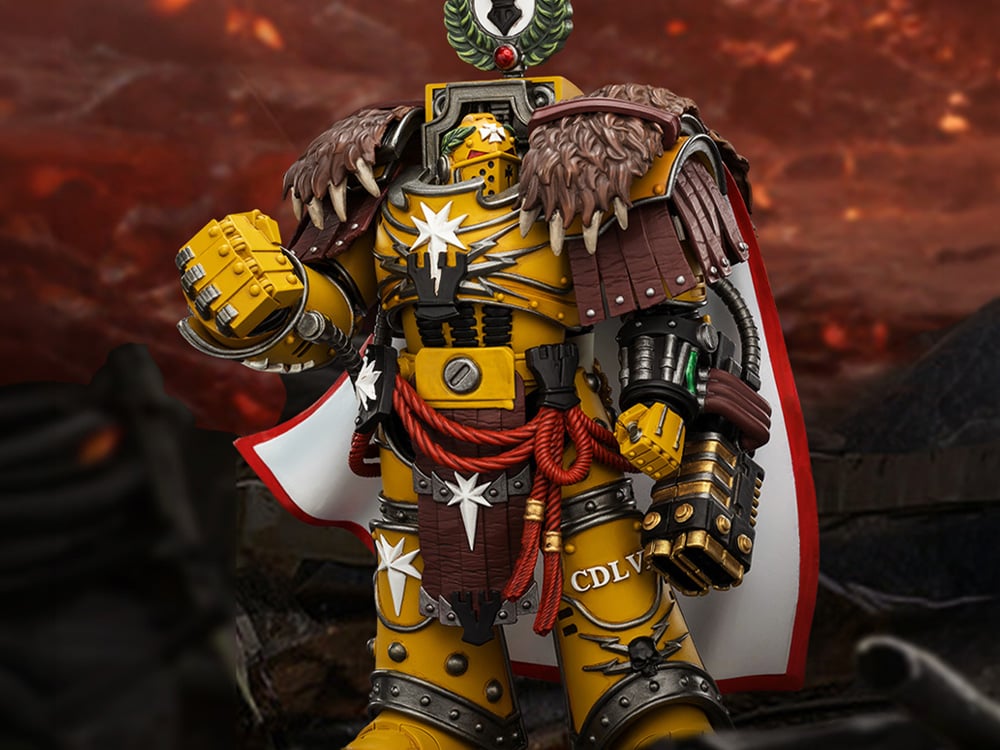 Warhammer: The Horus Heresy Imperial Fists Lord Castellan Evander Garrius The Tyrant of Cthonia 1/18 Scale Action Figure Gallery Image 1