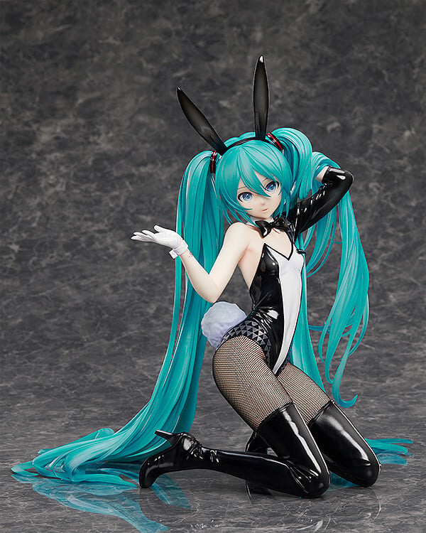 Vocaloid B-Style Hatsune Miku (Art by SanMuYYB Bunny Ver.) 1/4 Scale Figure (Reissue) Gallery Image 4