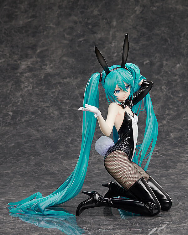 Vocaloid B-Style Hatsune Miku (Art by SanMuYYB Bunny Ver.) 1/4 Scale Figure (Reissue) Gallery Image 5