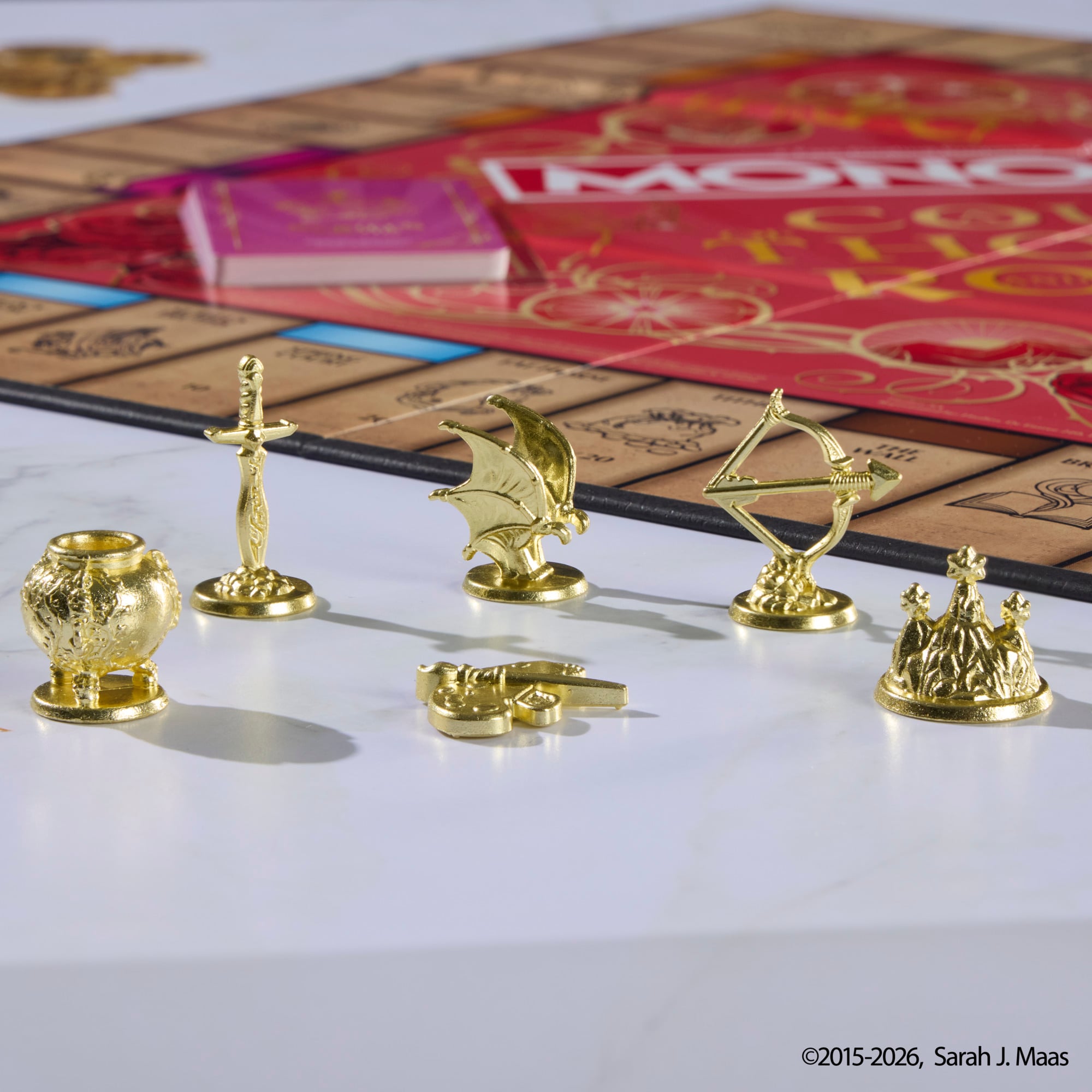 Monopoly: A Court of Thorns and Roses Edition Gallery Image 8